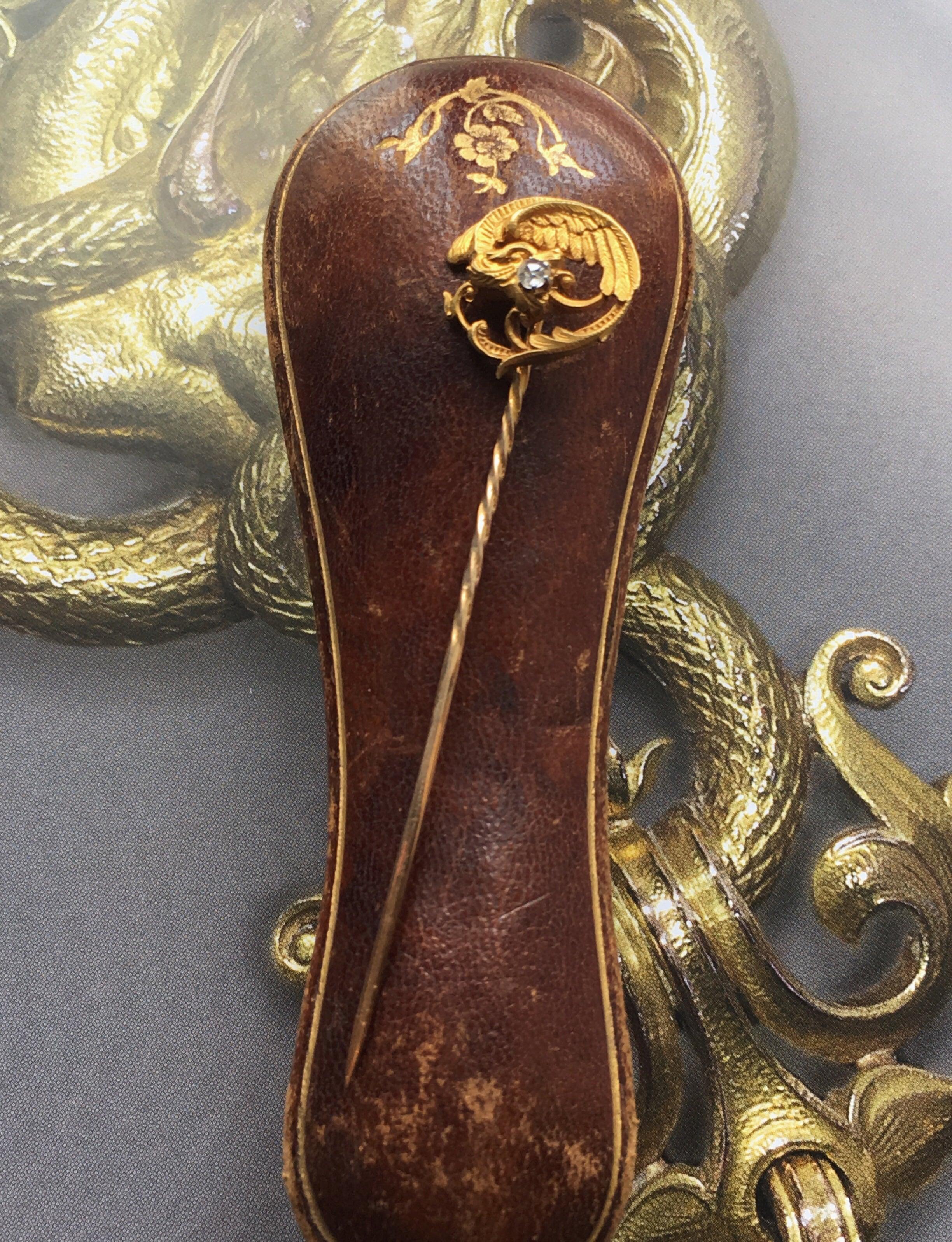 Magnificent Boxed 18K gold rose cut diamond chimera pin brooch - Curiously timeless