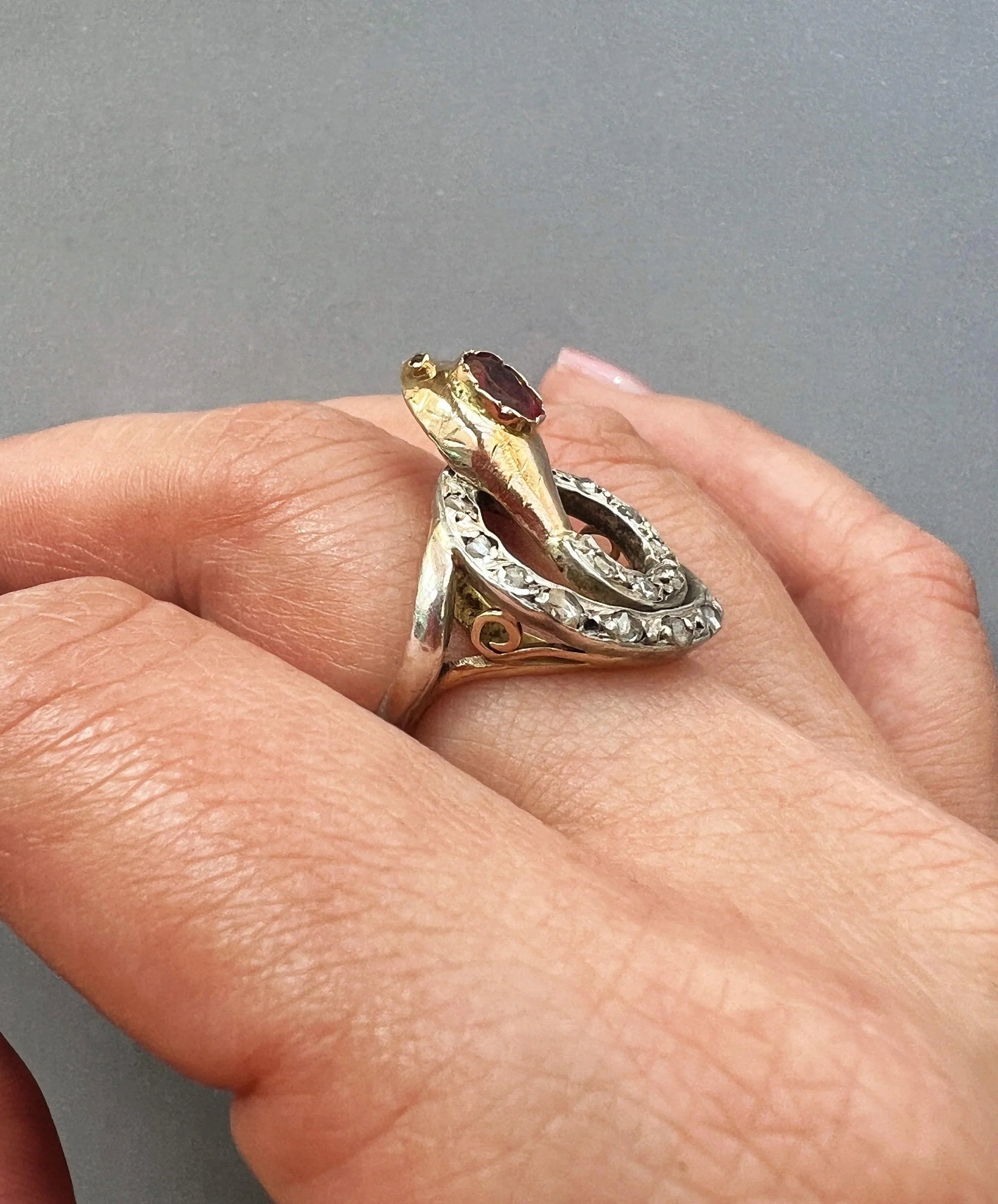 Victorian era 18K gold rose cut diamond twisted snake ring - Curiously timeless