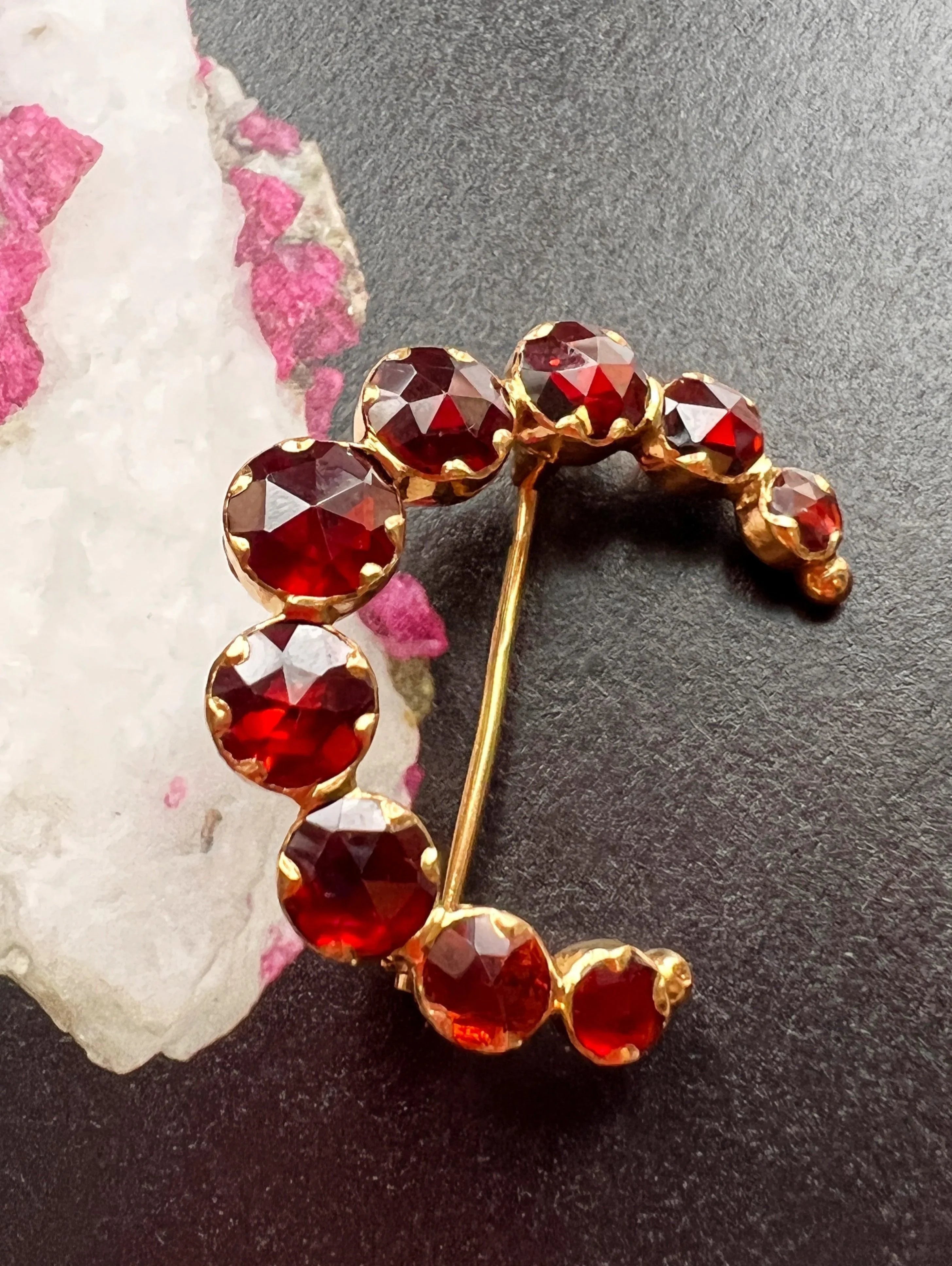 Stunning French antique 18K Perpignan red garnet crescent brooch - Curiously timeless