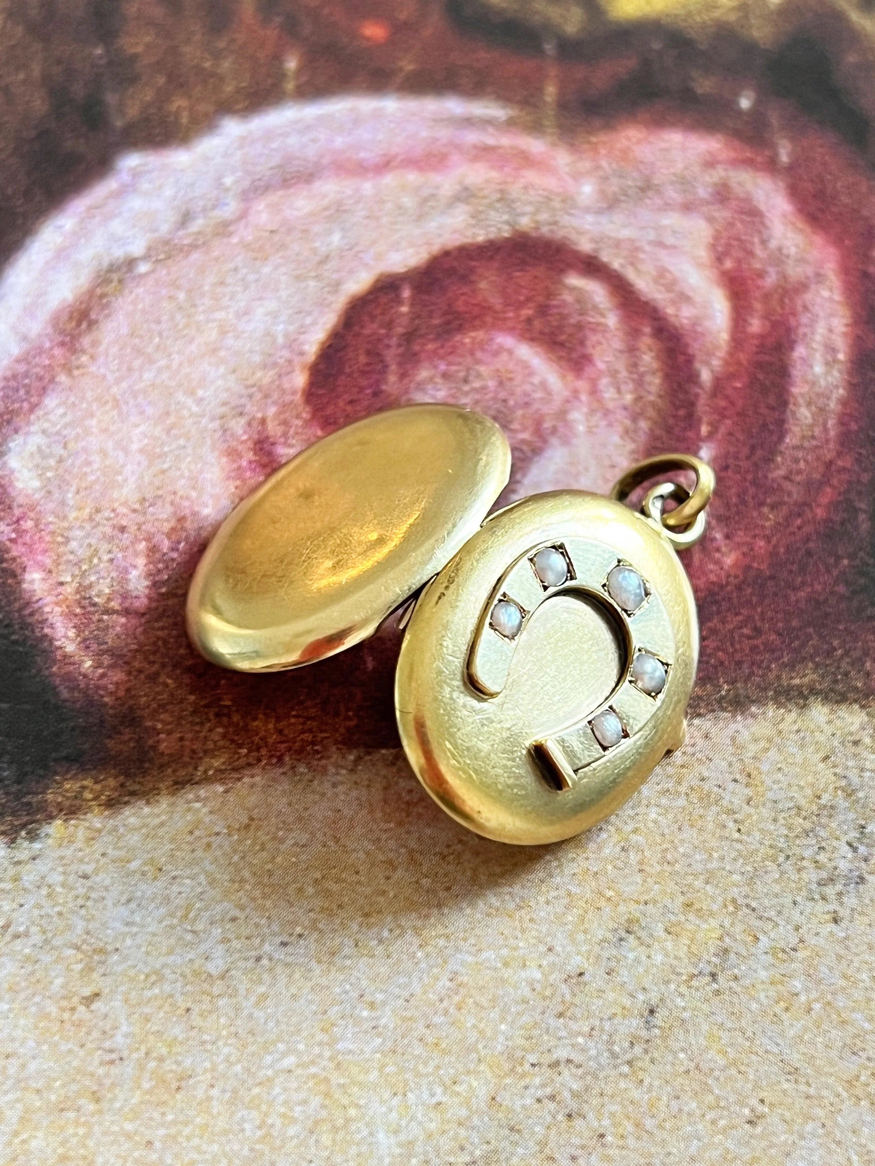 Lucky French Antique Victorian era 18K gold horseshoe locket pendant - Curiously timeless