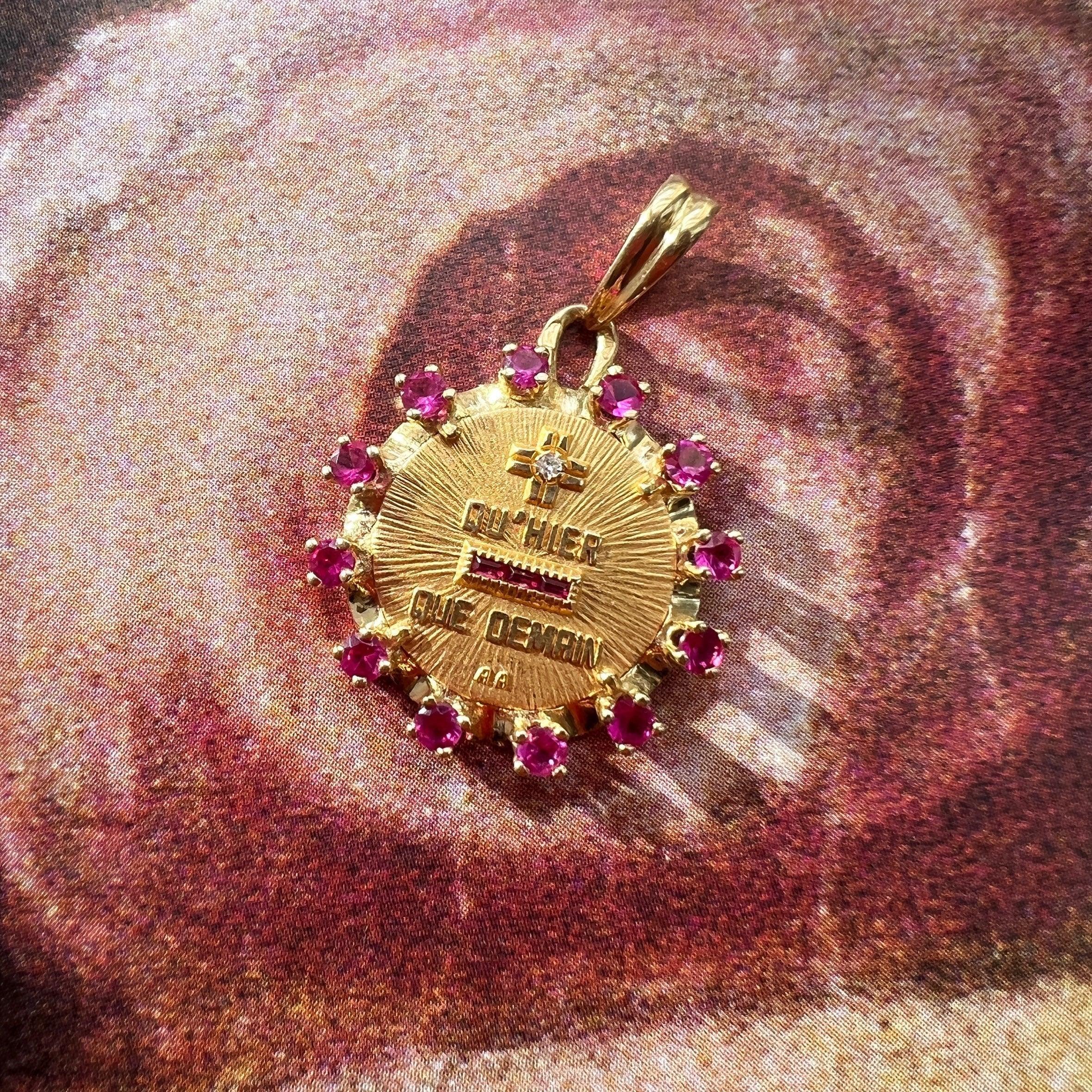 Vintage Augis 18K gold “more than yesterday, less than tomorrow” ruby frame medal - Curiously timeless