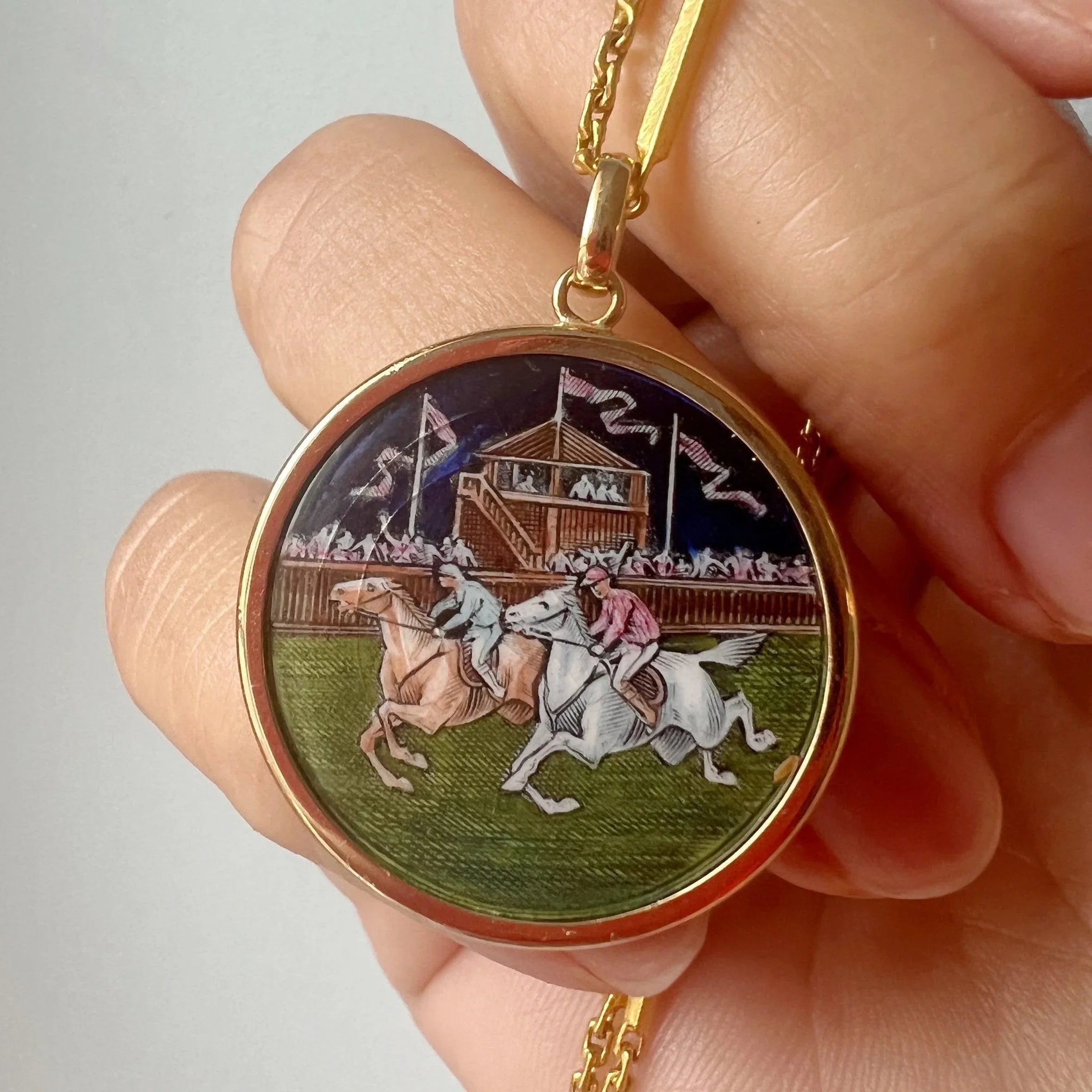 Rare & beautiful 18K gold antique horse race pendant - Curiously timeless