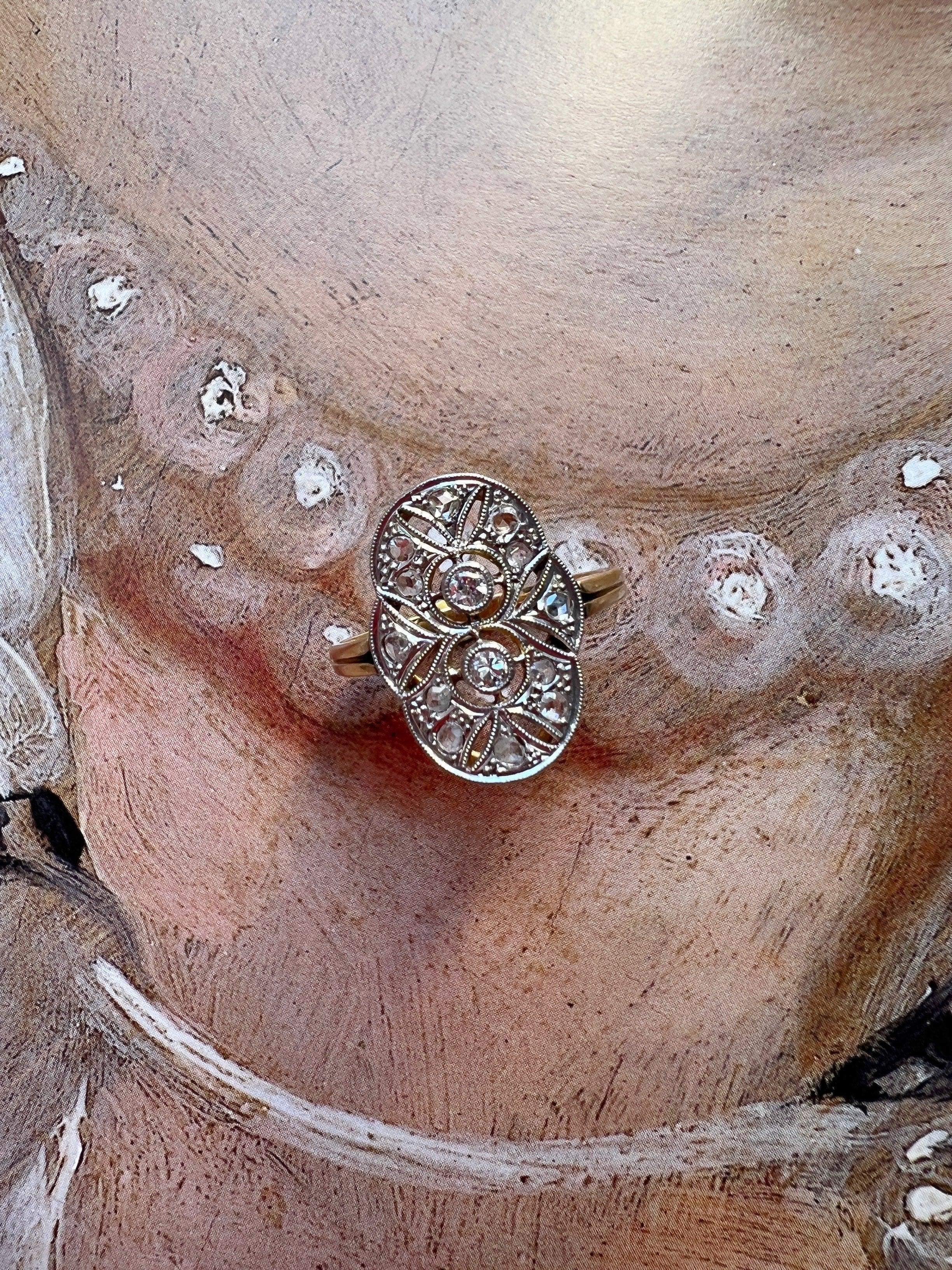 Beautiful Art Deco Diamond Lace filigree ring in 18k white & yellow gold - Curiously timeless