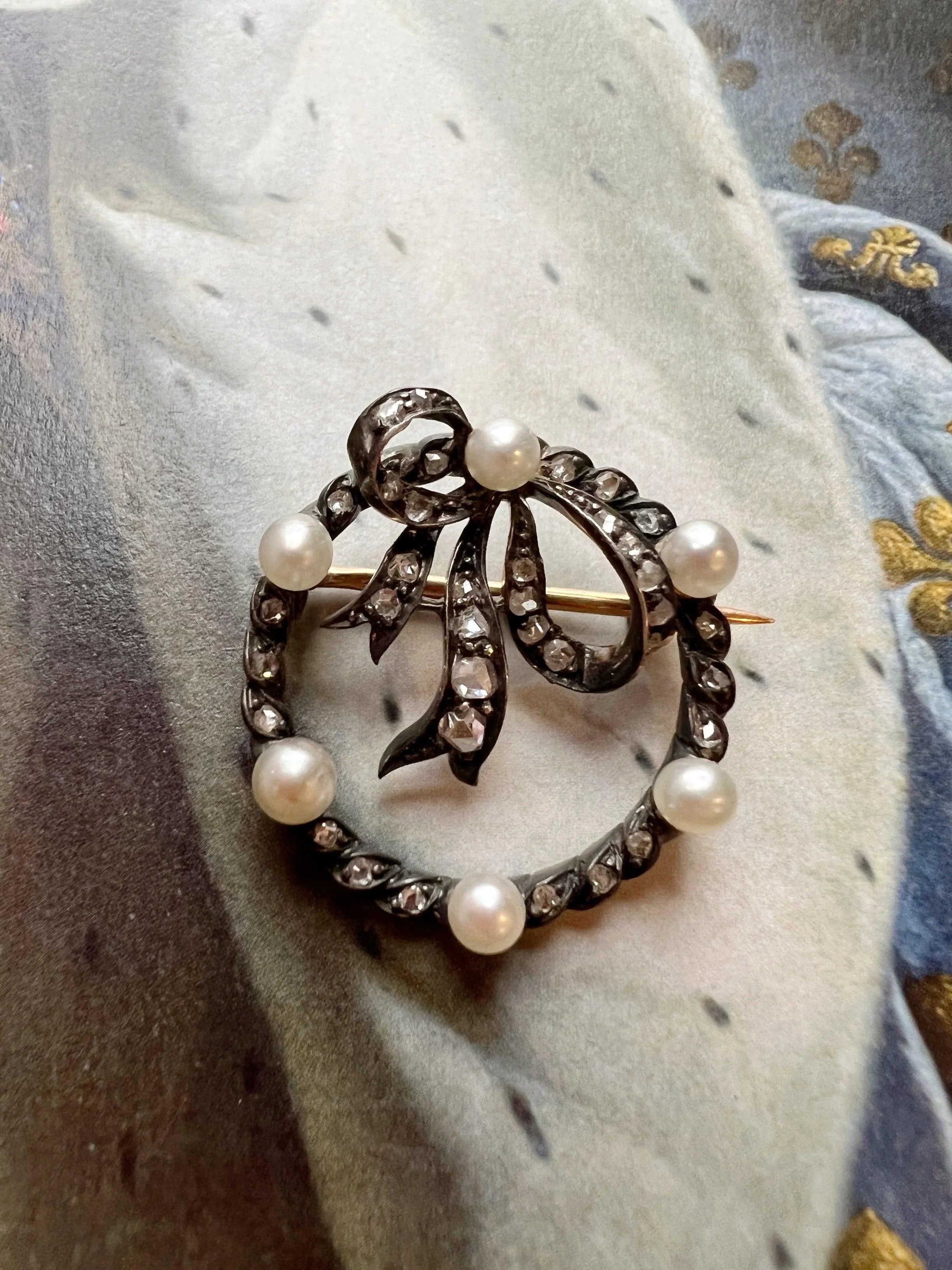 Antique 18K gold diamond natural pearl bow brooch - Curiously timeless