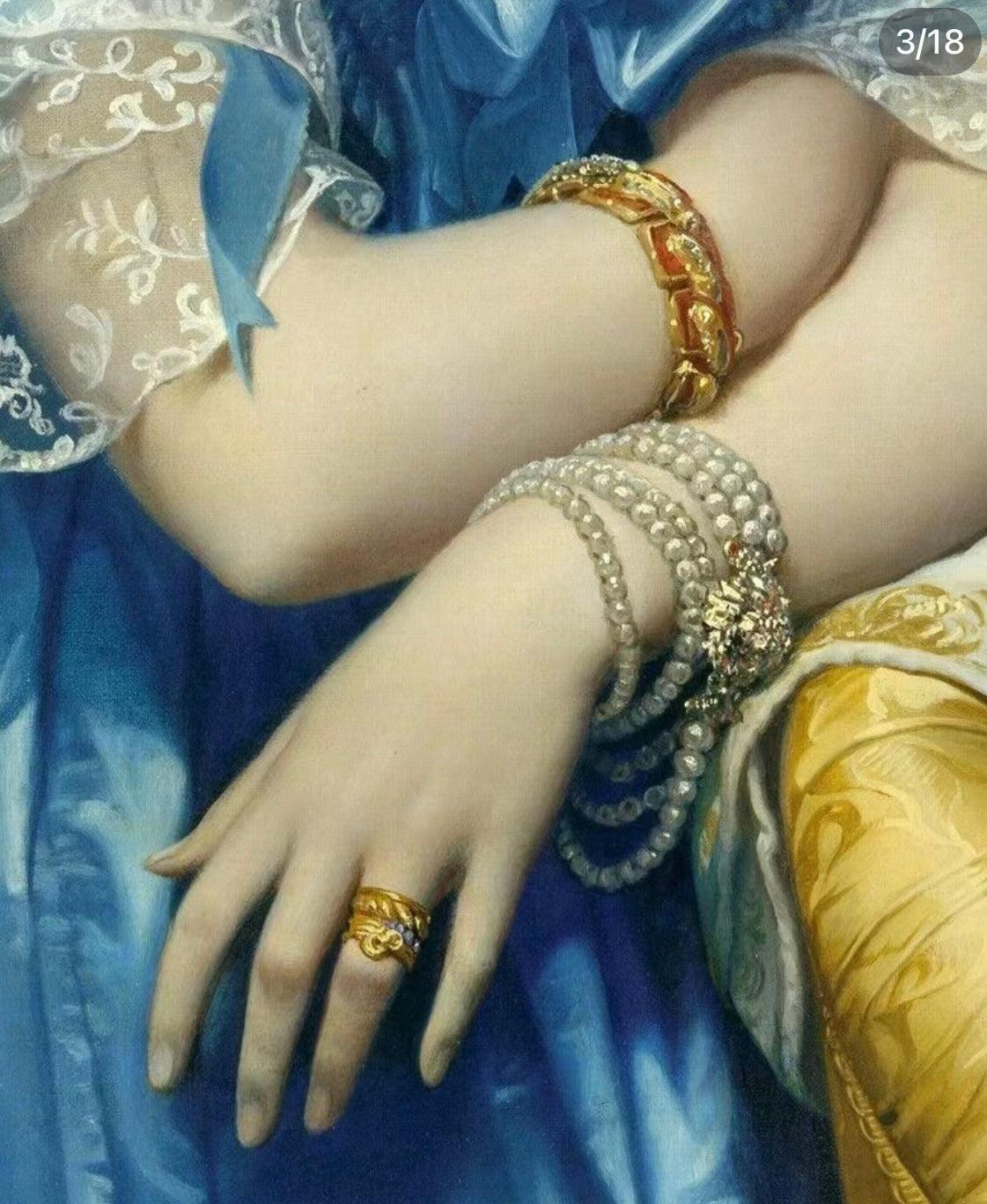 4 reasons why antique jewelry are still valuable today - Curiously timeless