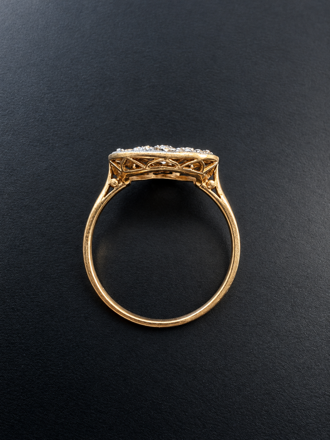 Edwardian 18K gold platinum daisy flower diamond ring