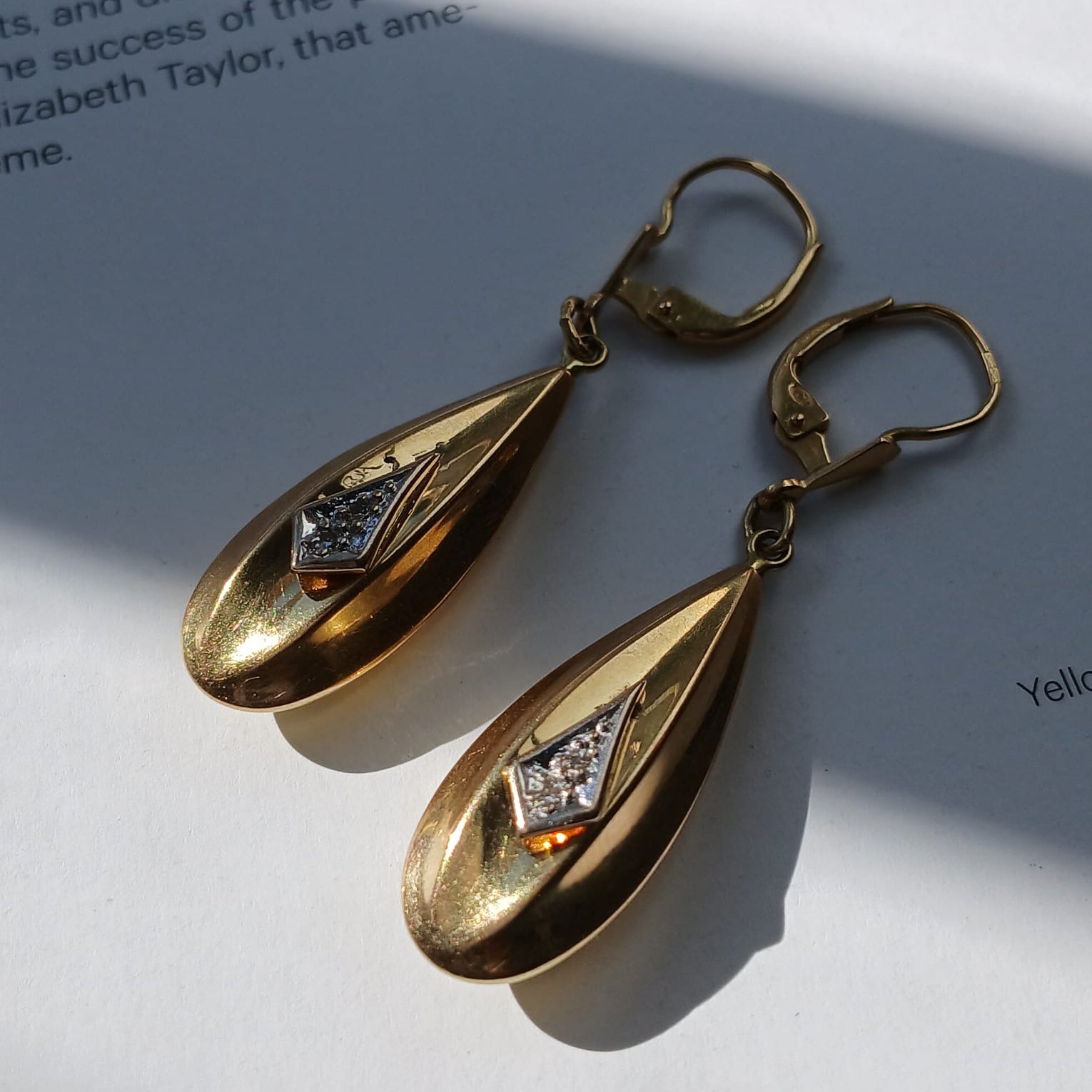 18K Yellow Gold Textured Teardrop Diamond Earrings