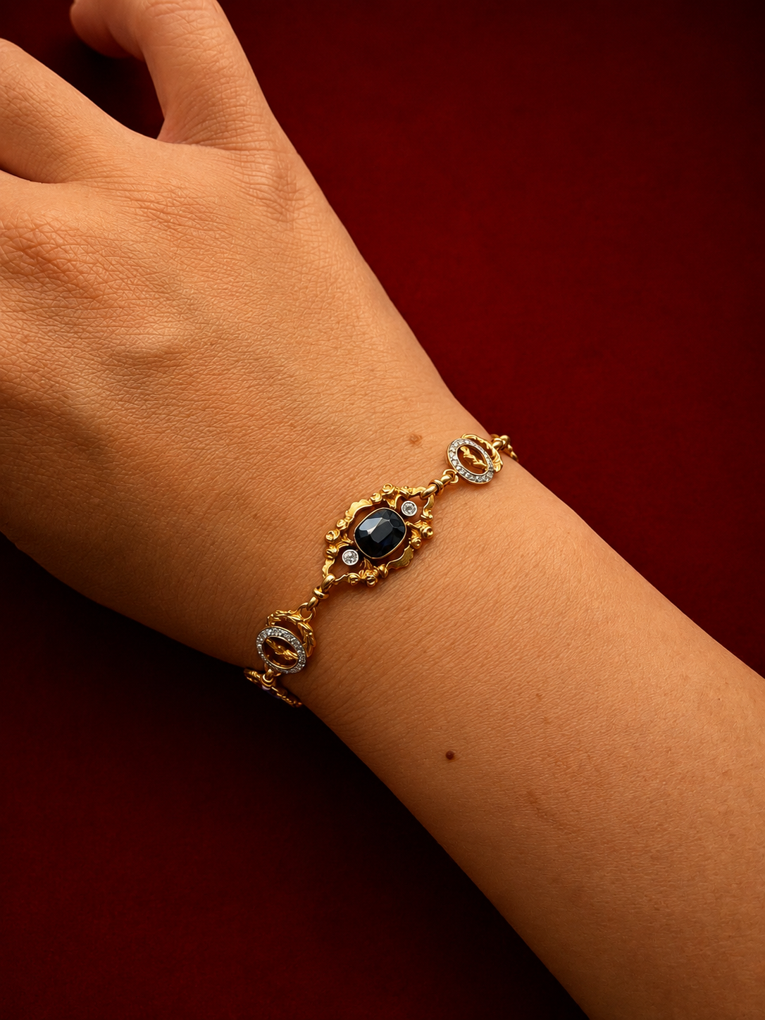 Art Nouveau 18K Gold Sapphire & Diamond Bracelet