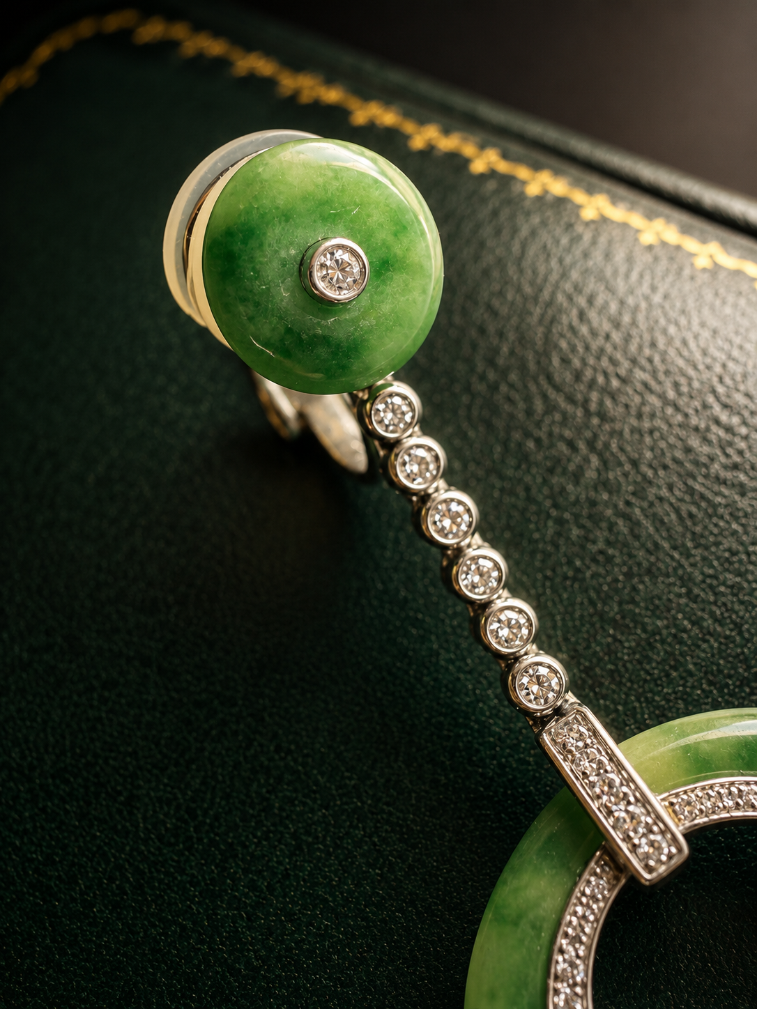 Vintage 18K gold jade diamond drop earrings