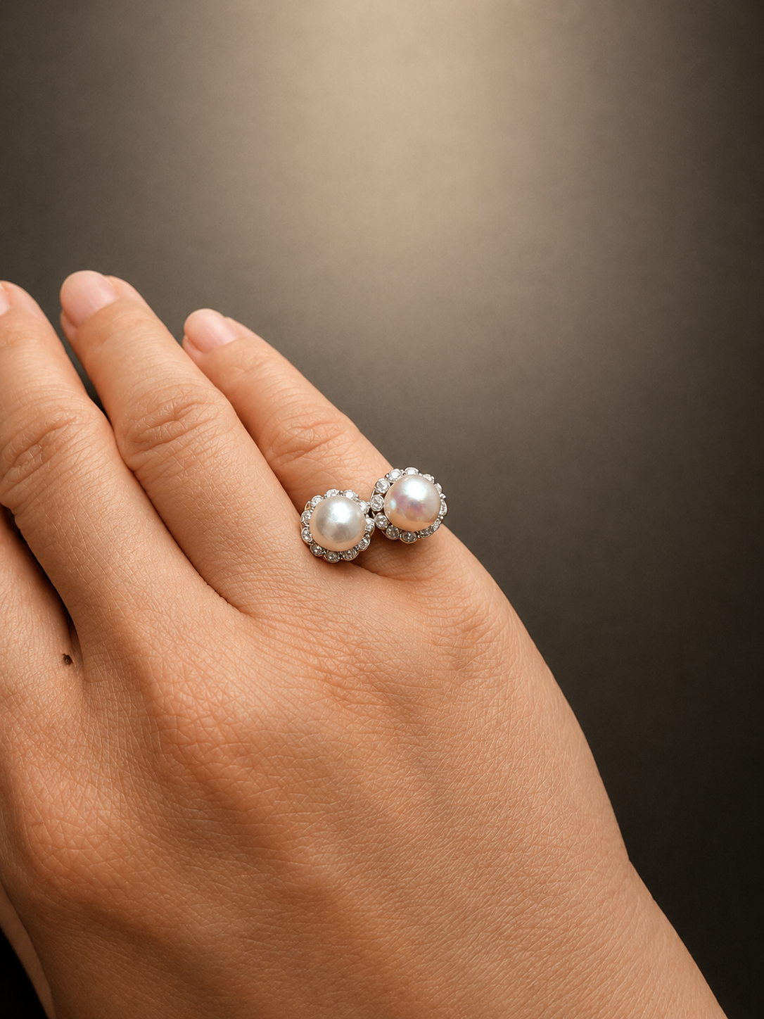 Art Deco 18K Gold LFG certified Natural Pearl & Diamond Ring