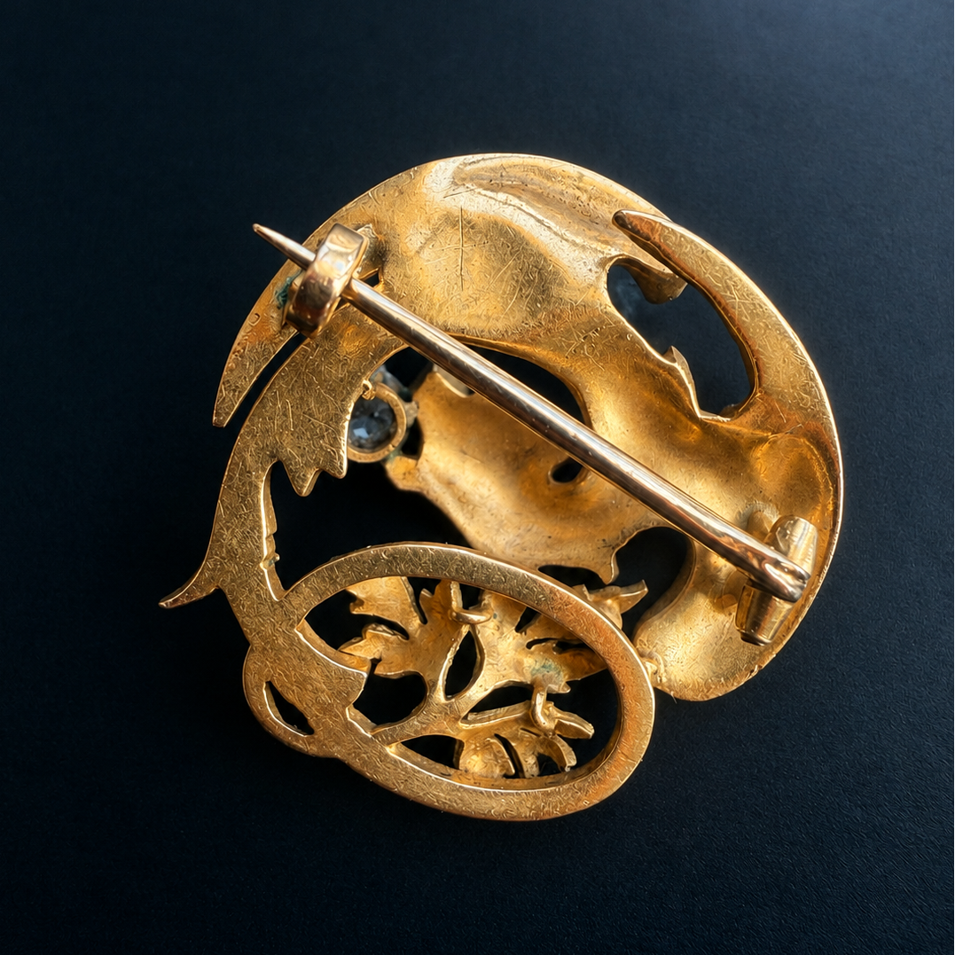 French Art Nouveau 18K gold diamond chimera brooch