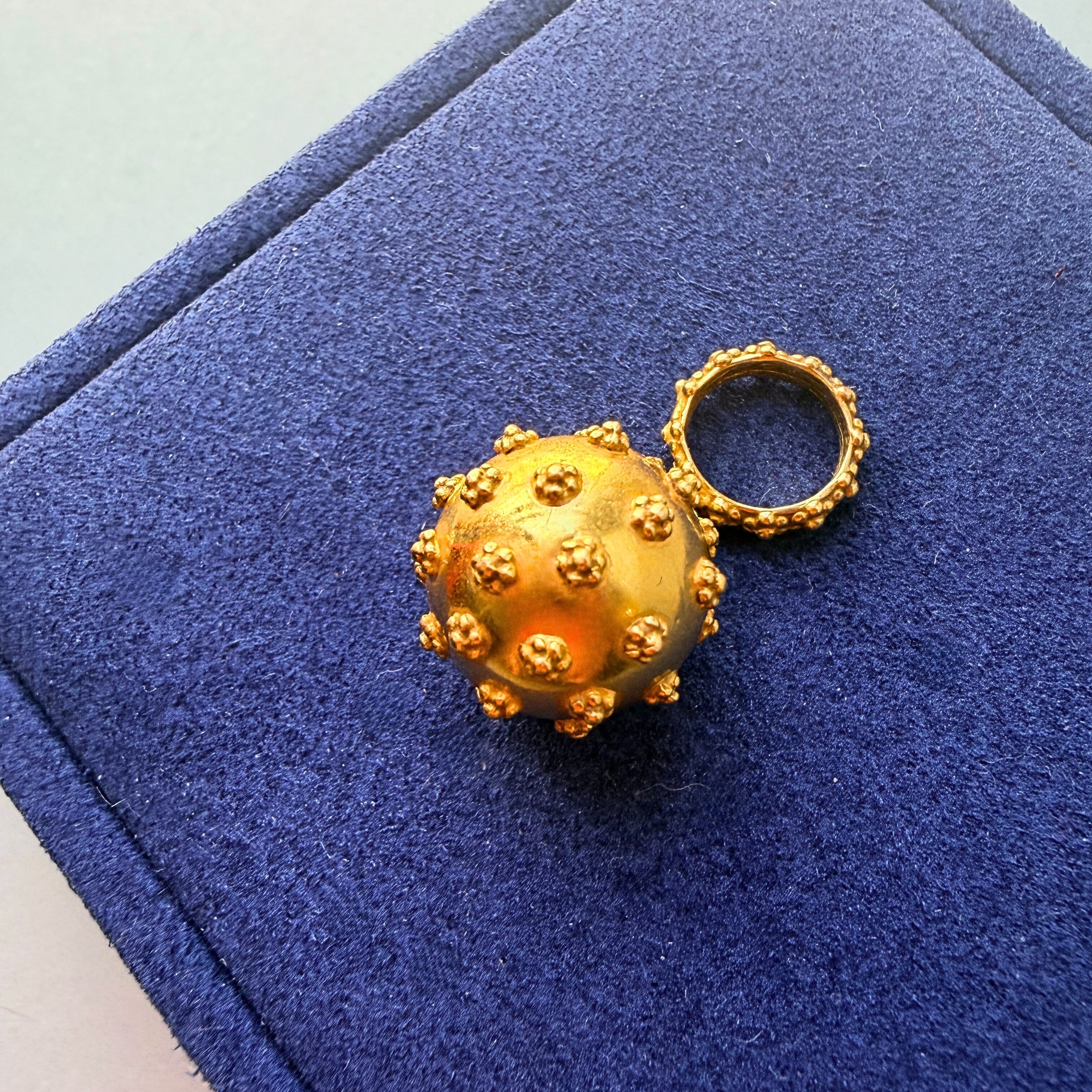 Antique Georgian 18K Yellow Gold Orb Pendant with granulations