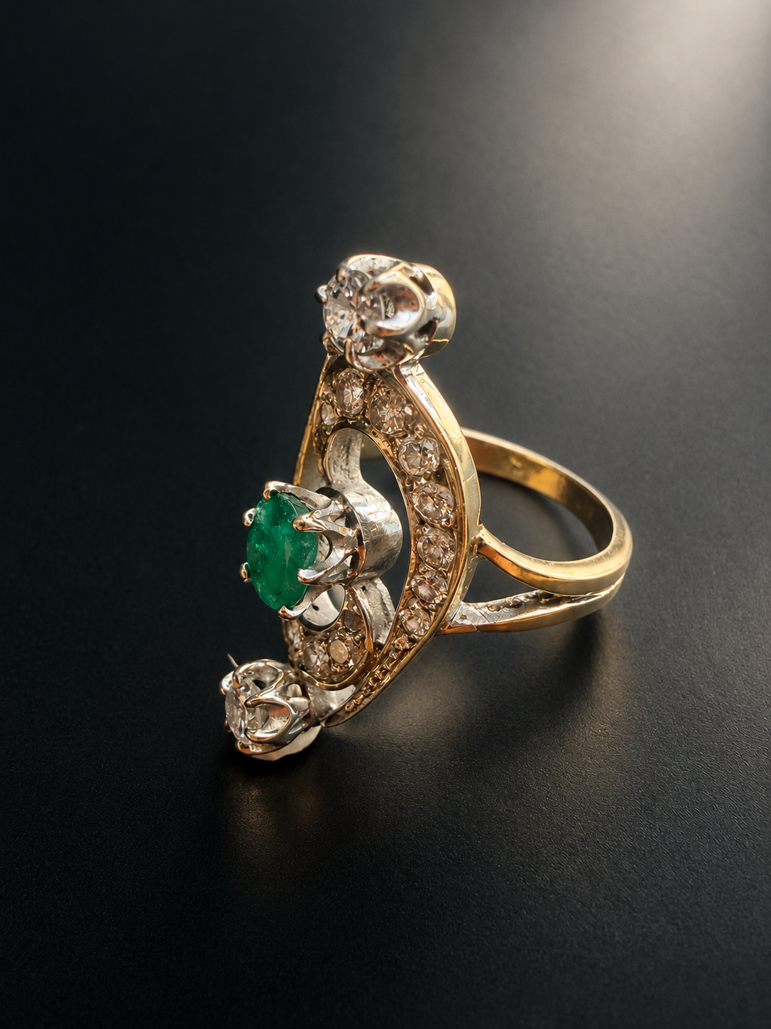 Antique French 18K gold emerald diamond ring