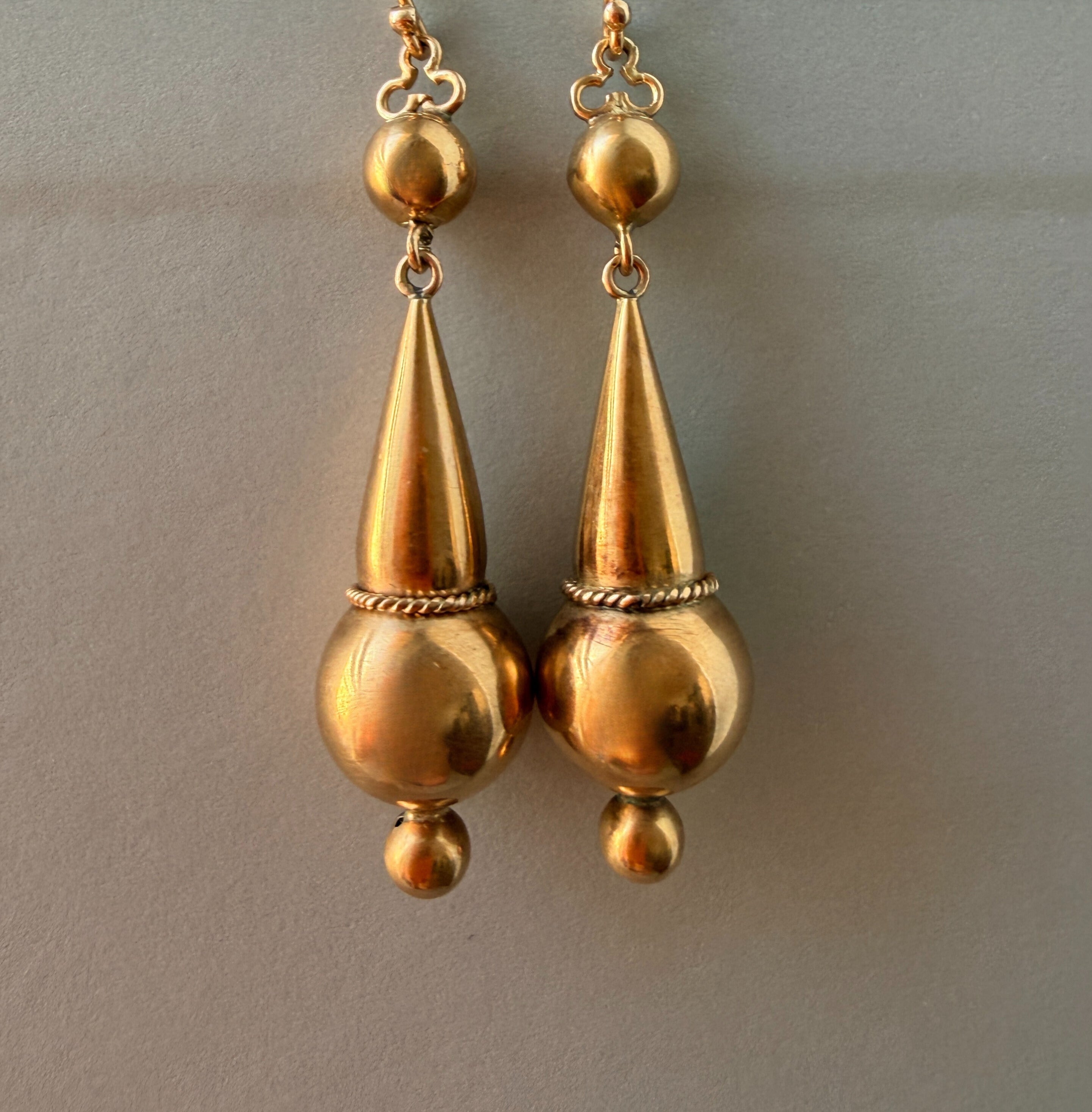 Victorian Etruscan Revival 9K gold Drop Earrings 