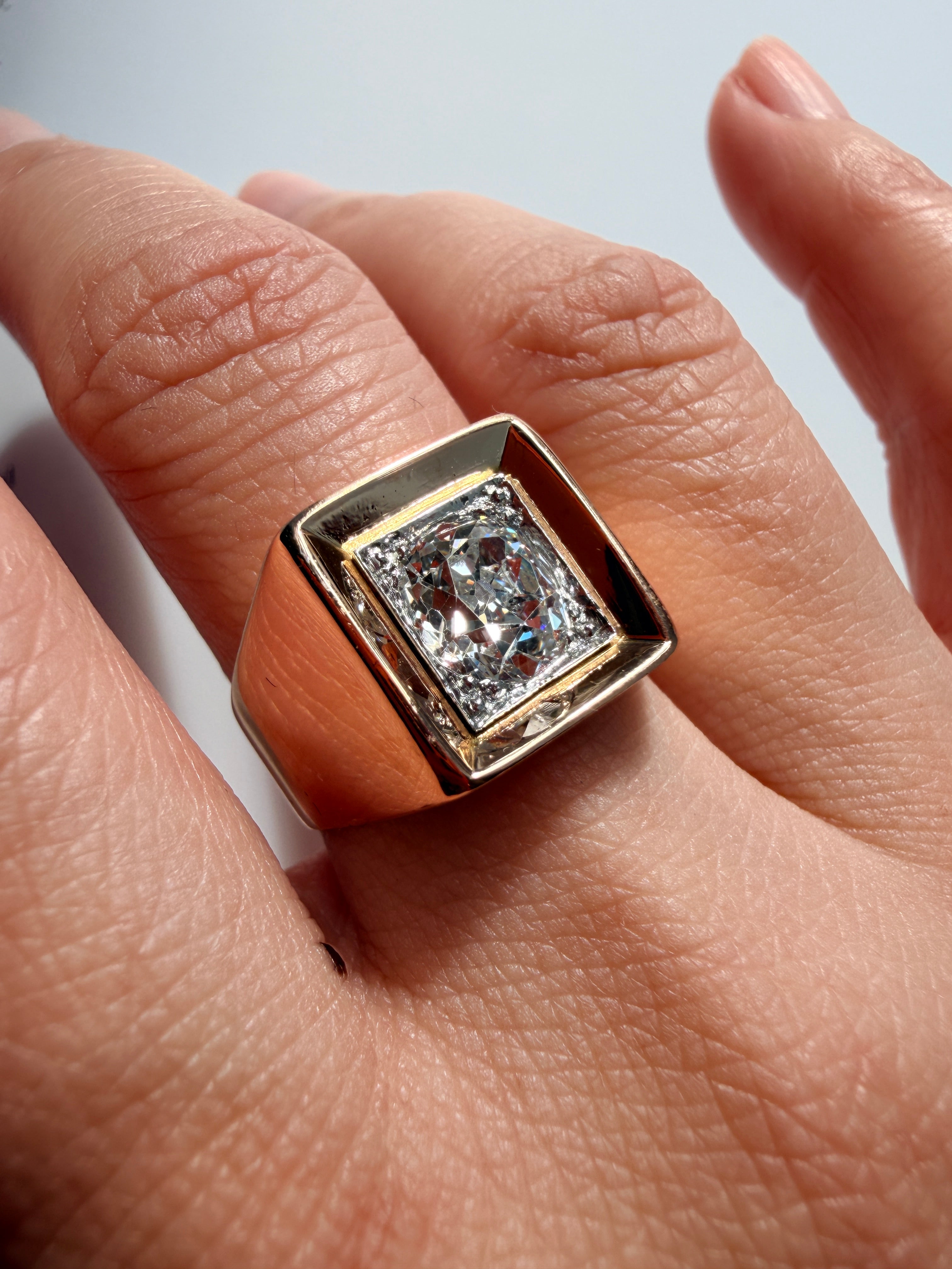 French 18K yellow gold 1.5ct old mine cut diamond signet ring