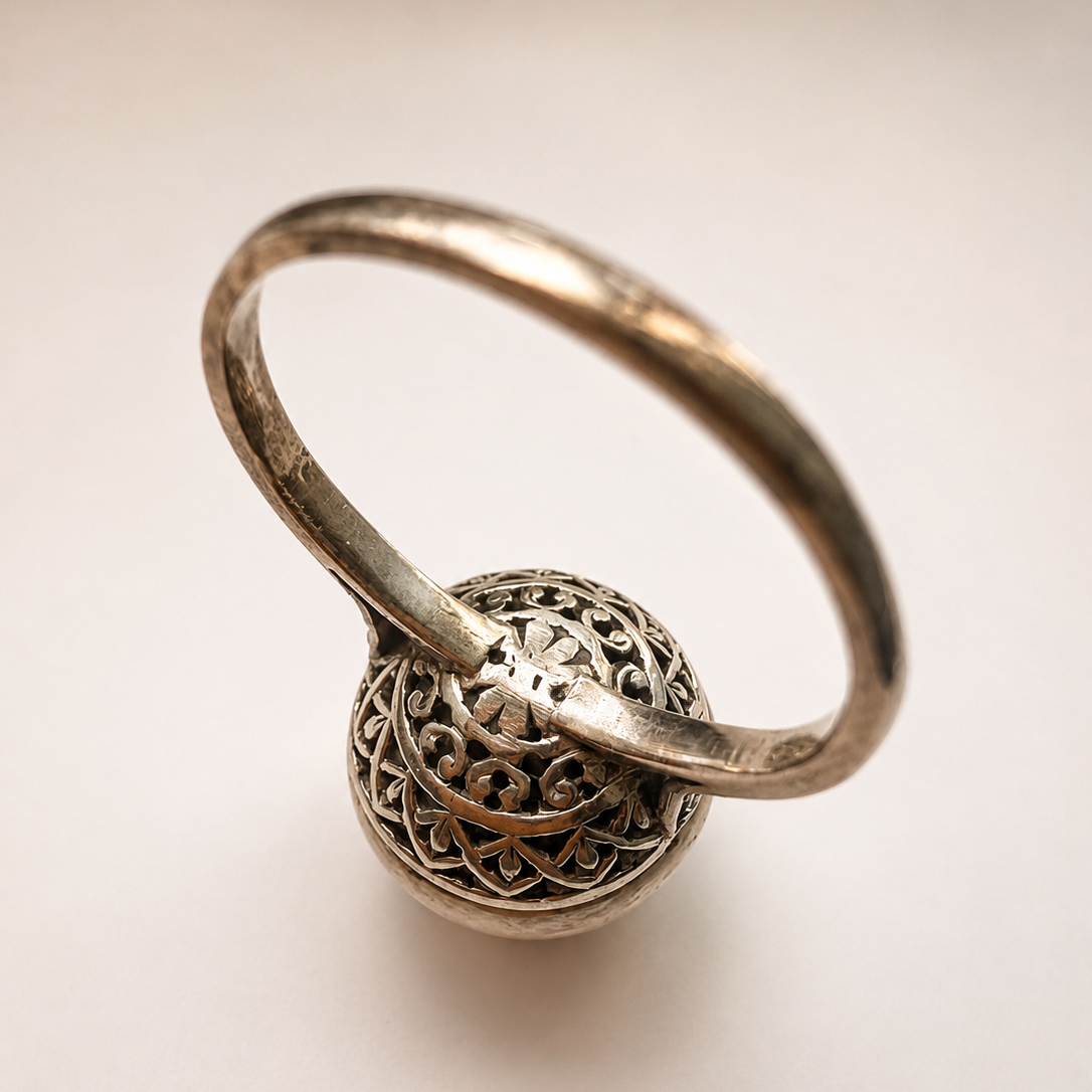 Art Deco 14K White Gold Mabe Pearl diamond Ring