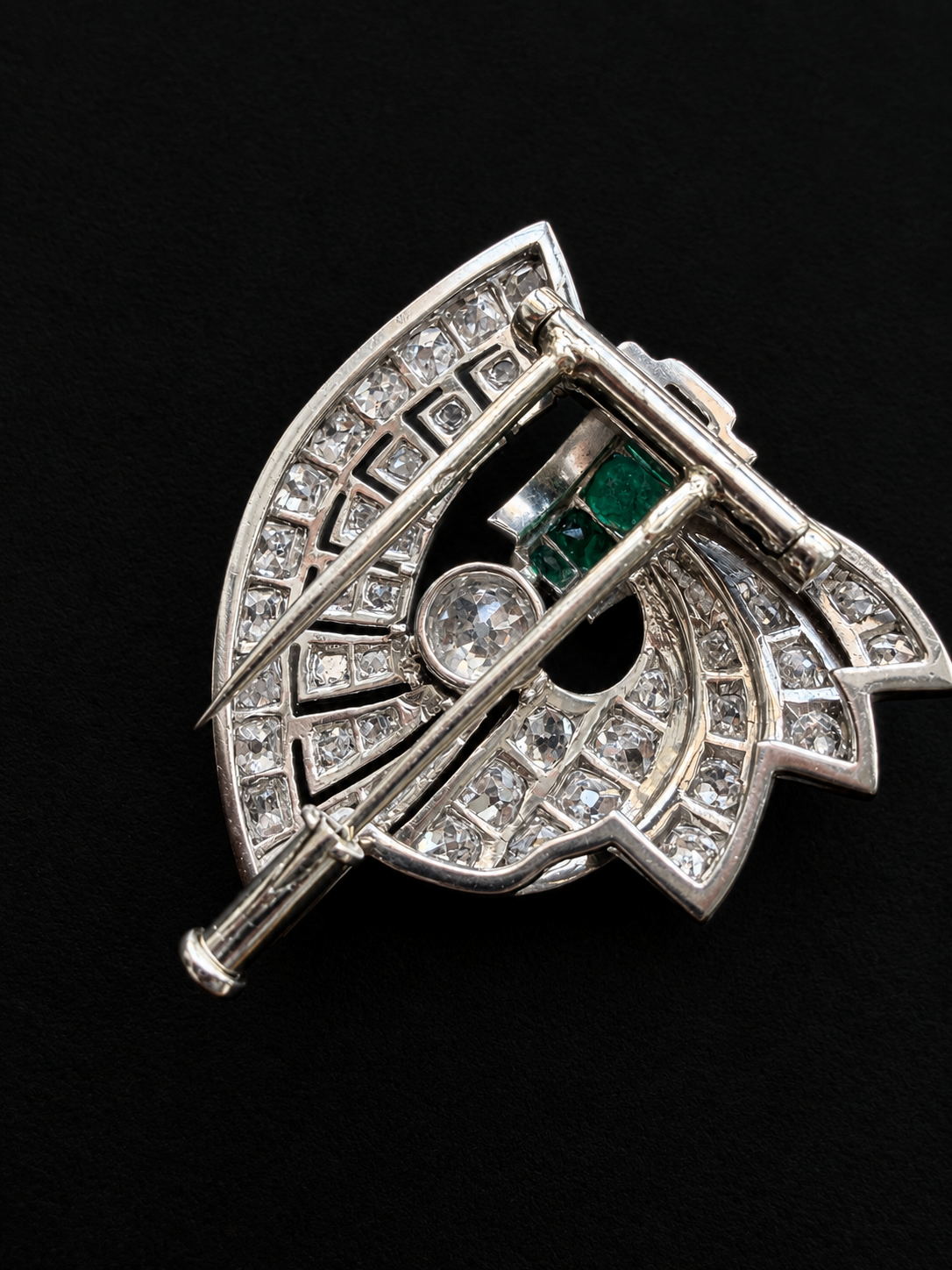 French Art Deco 18K gold Diamond & Emerald Clip Brooch 