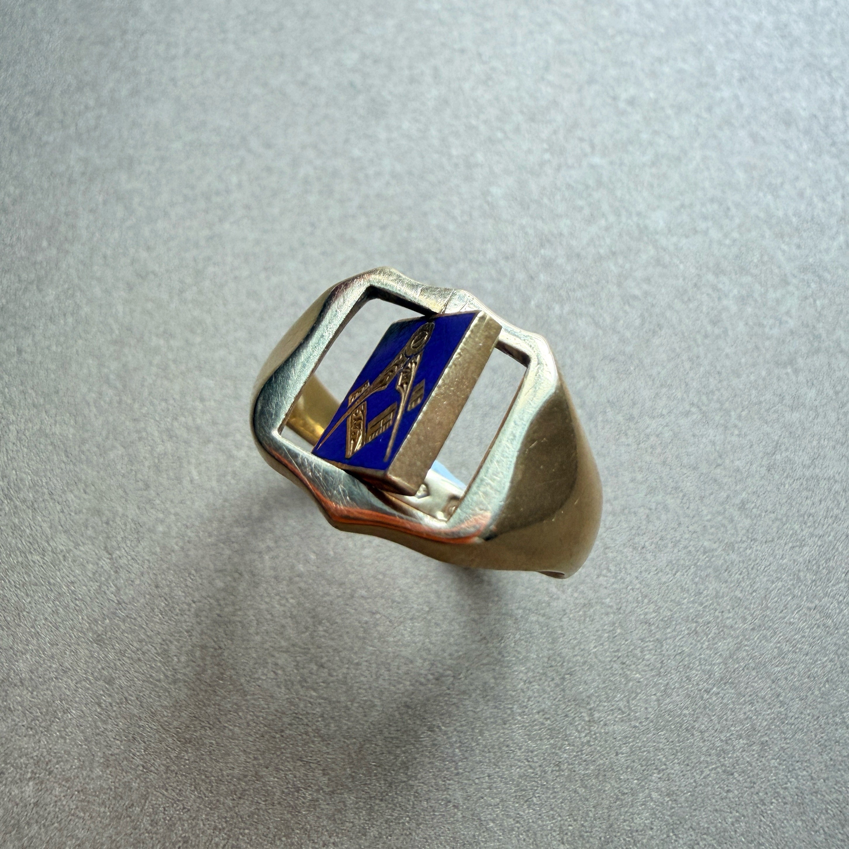 Antique 18K yellow gold enamel masonic pivot signet ring
