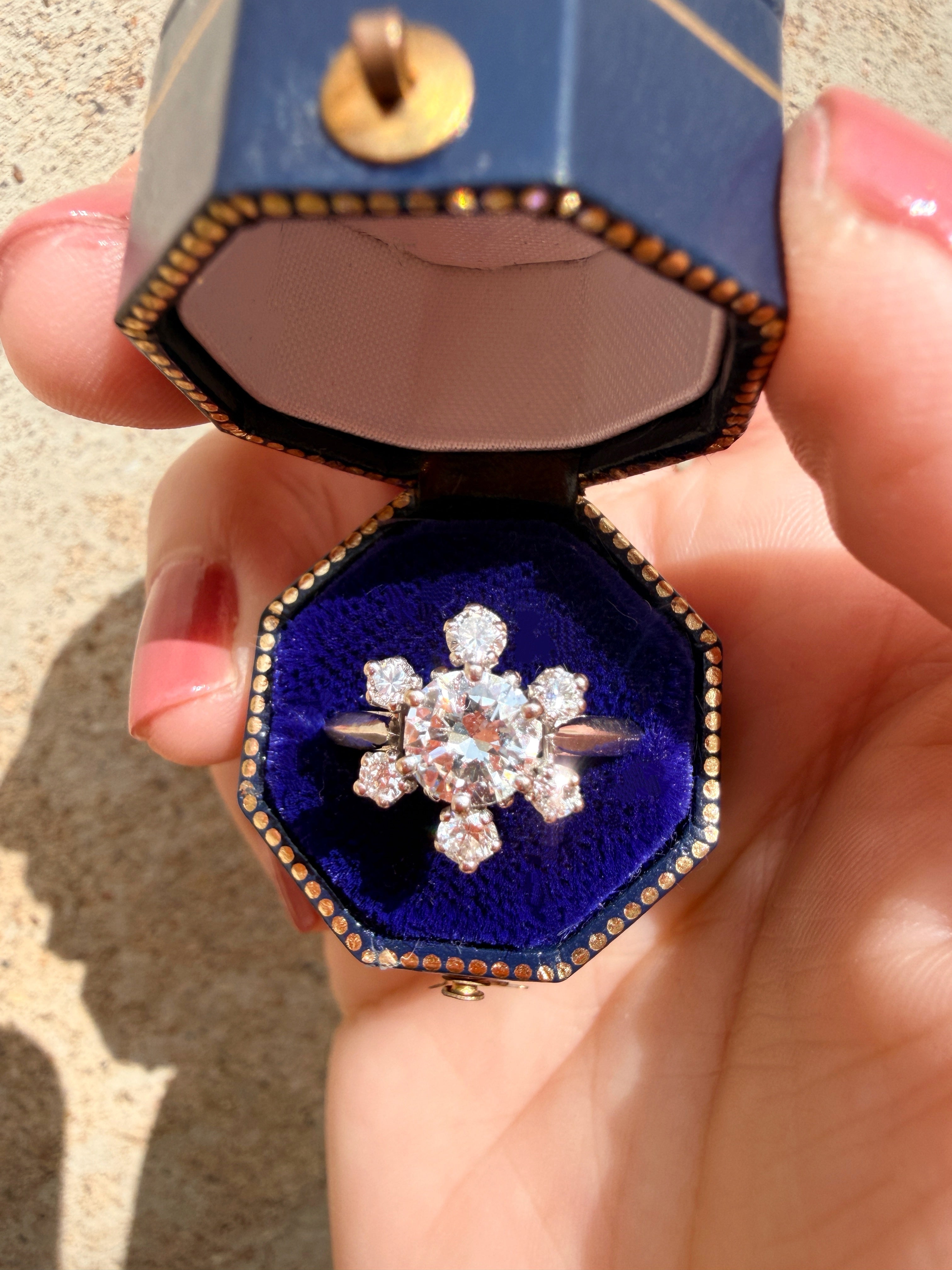 Vintage 18K gold snow flake old mine cut diamond ring