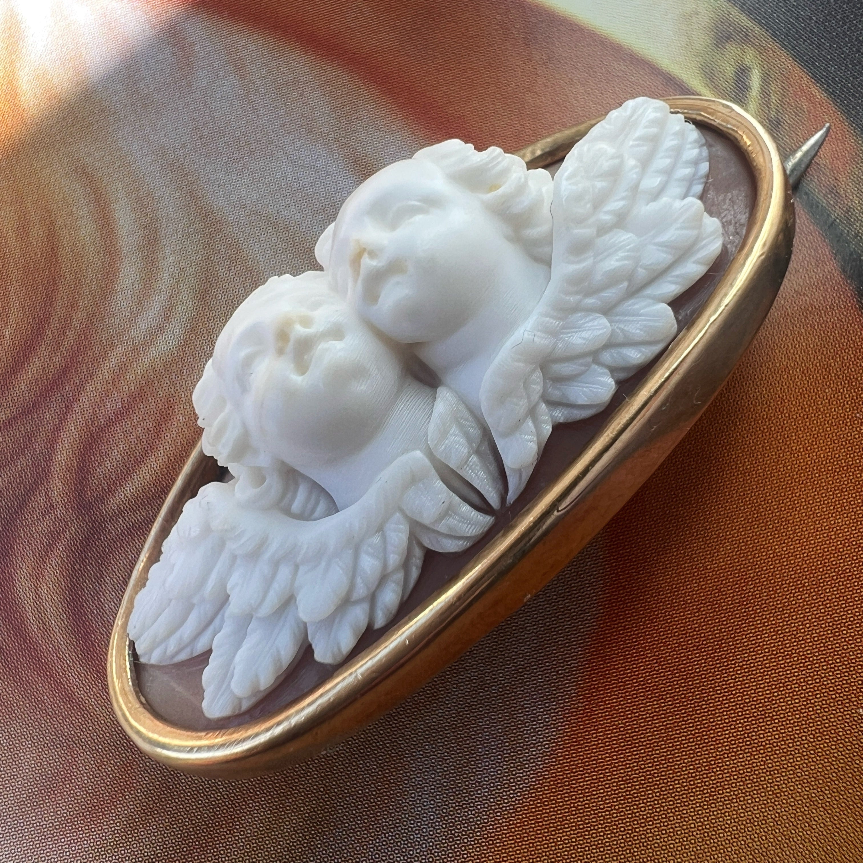 Victorian 18K gold high relief double angels cameo brooch