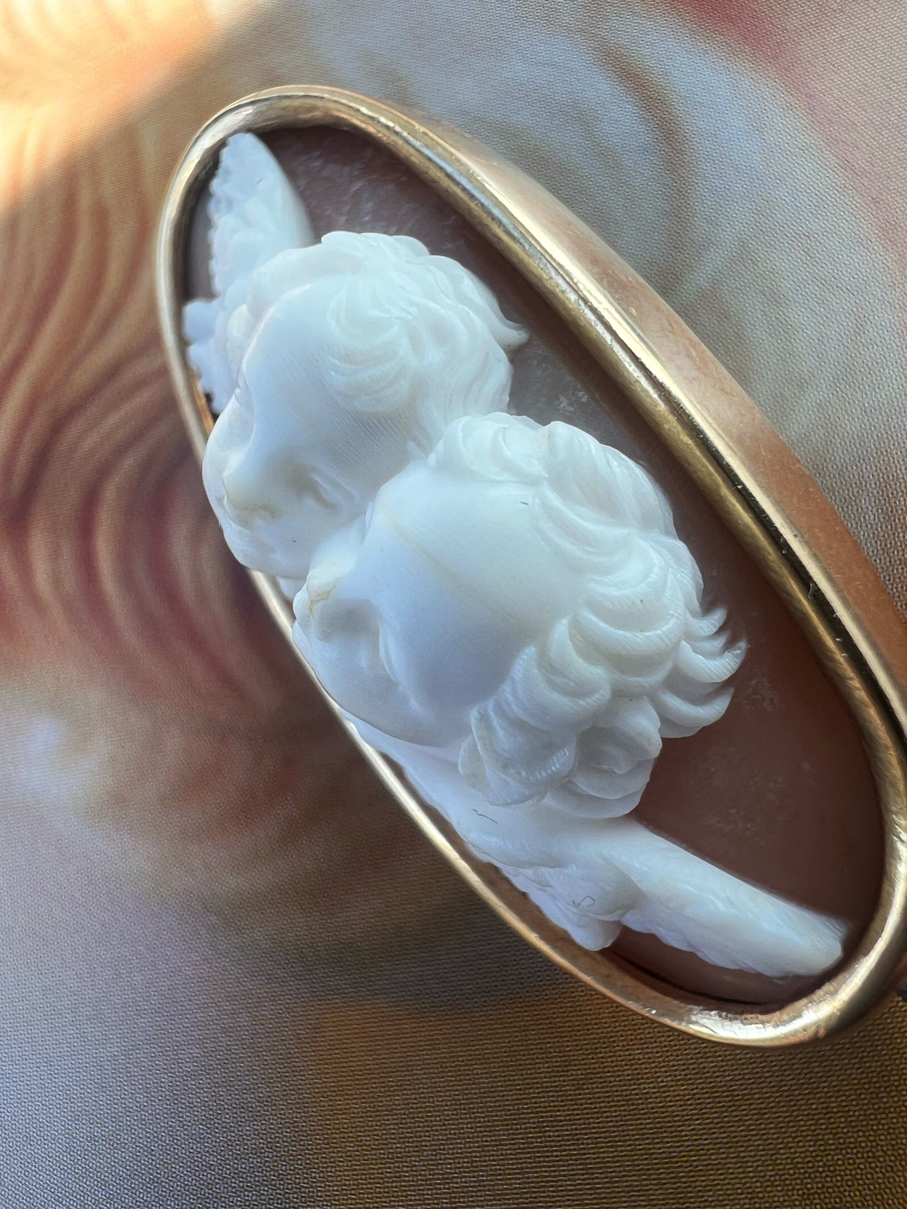 Victorian 18K gold high relief double angels cameo brooch