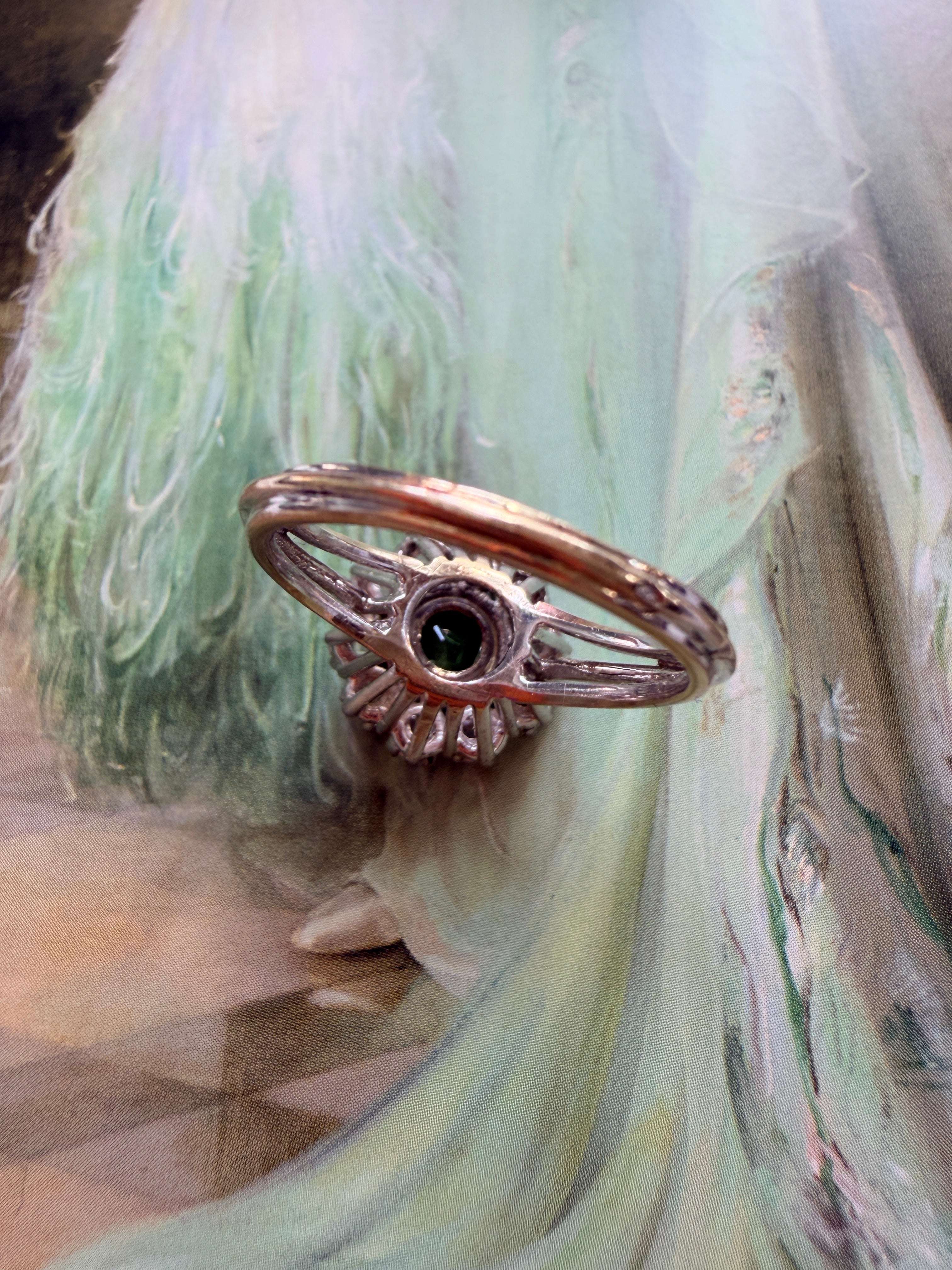 18K white gold green tsavorite garnet diamond cluster ring
