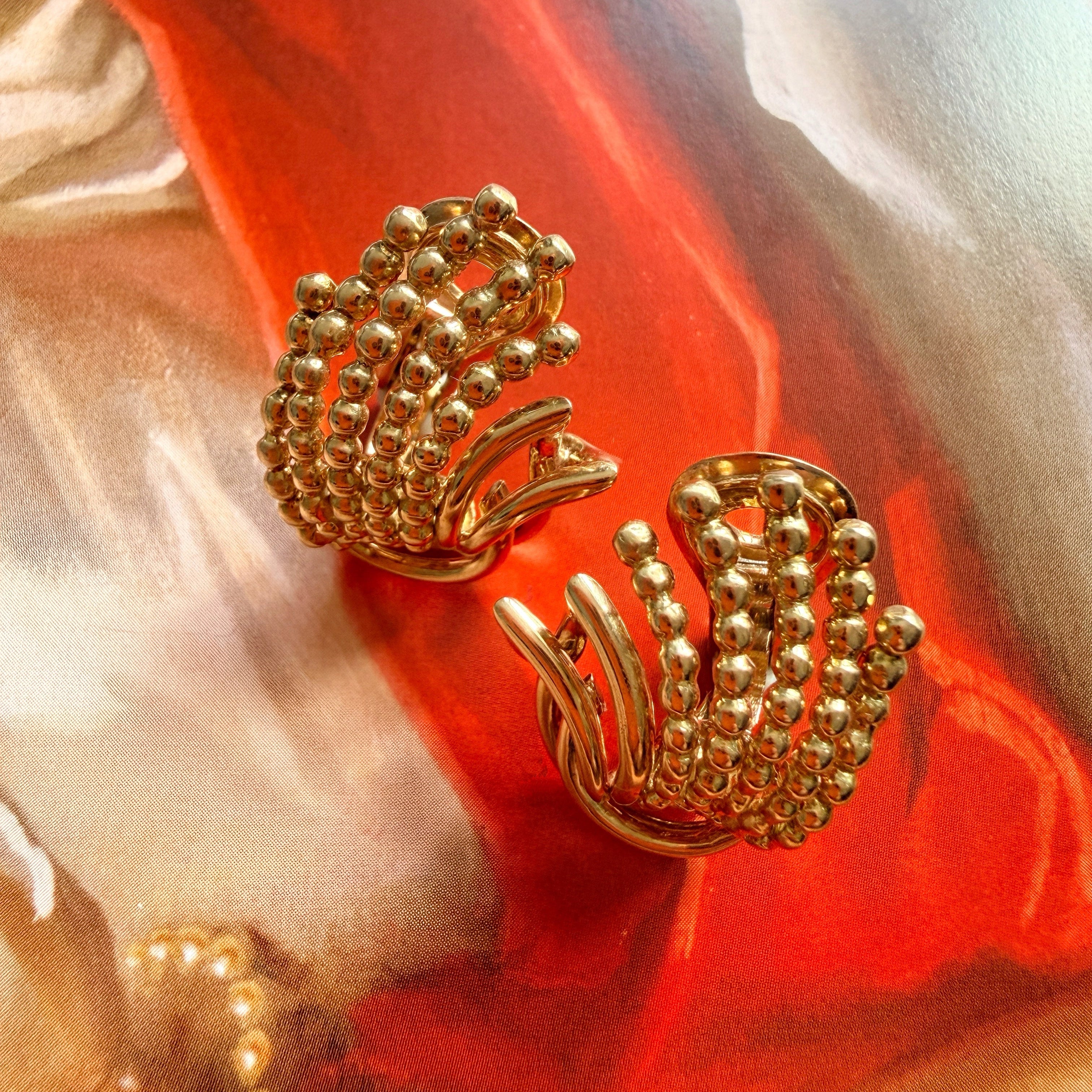 Boucheron vintage 18K yellow gold earrings