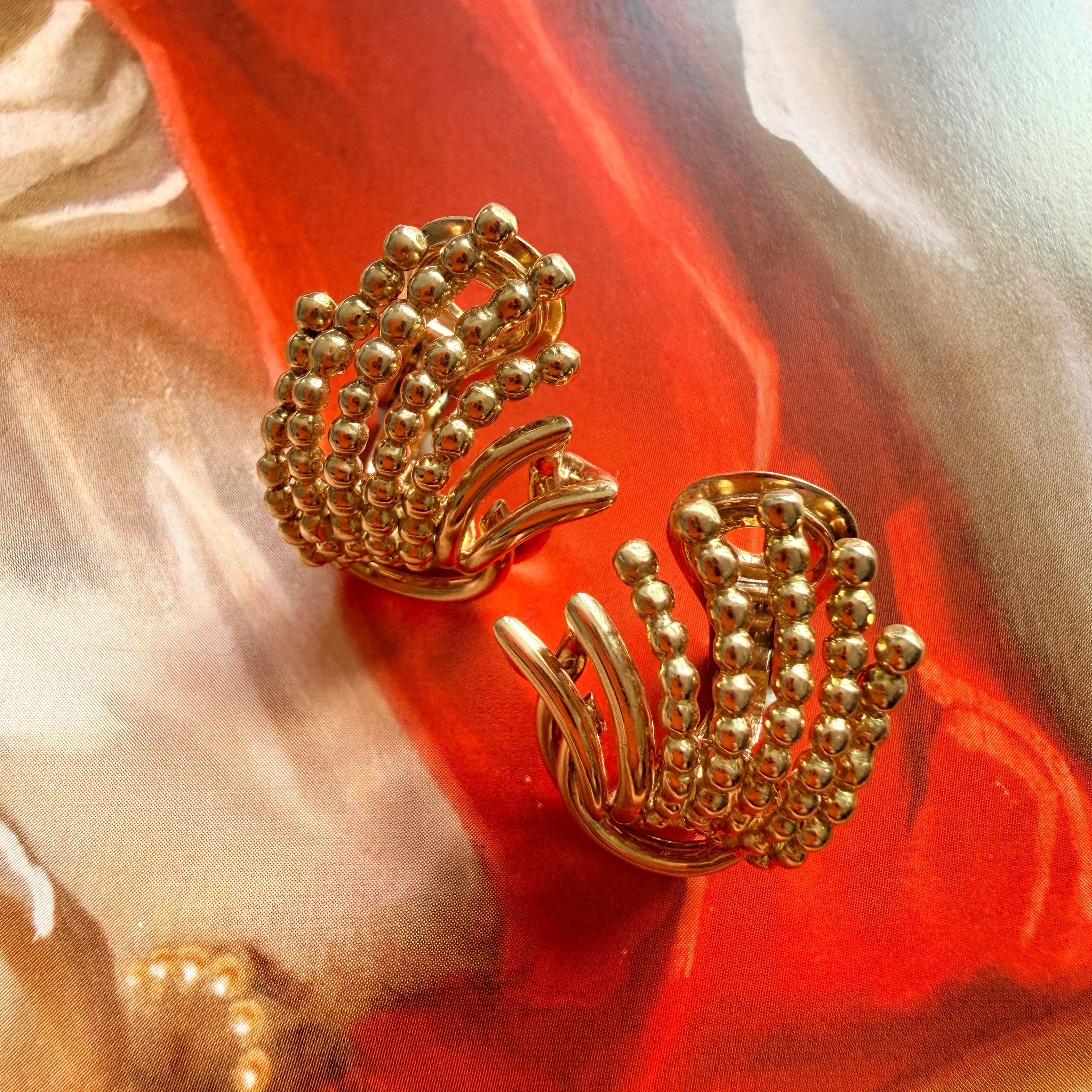 Boucheron vintage 18K yellow gold earrings