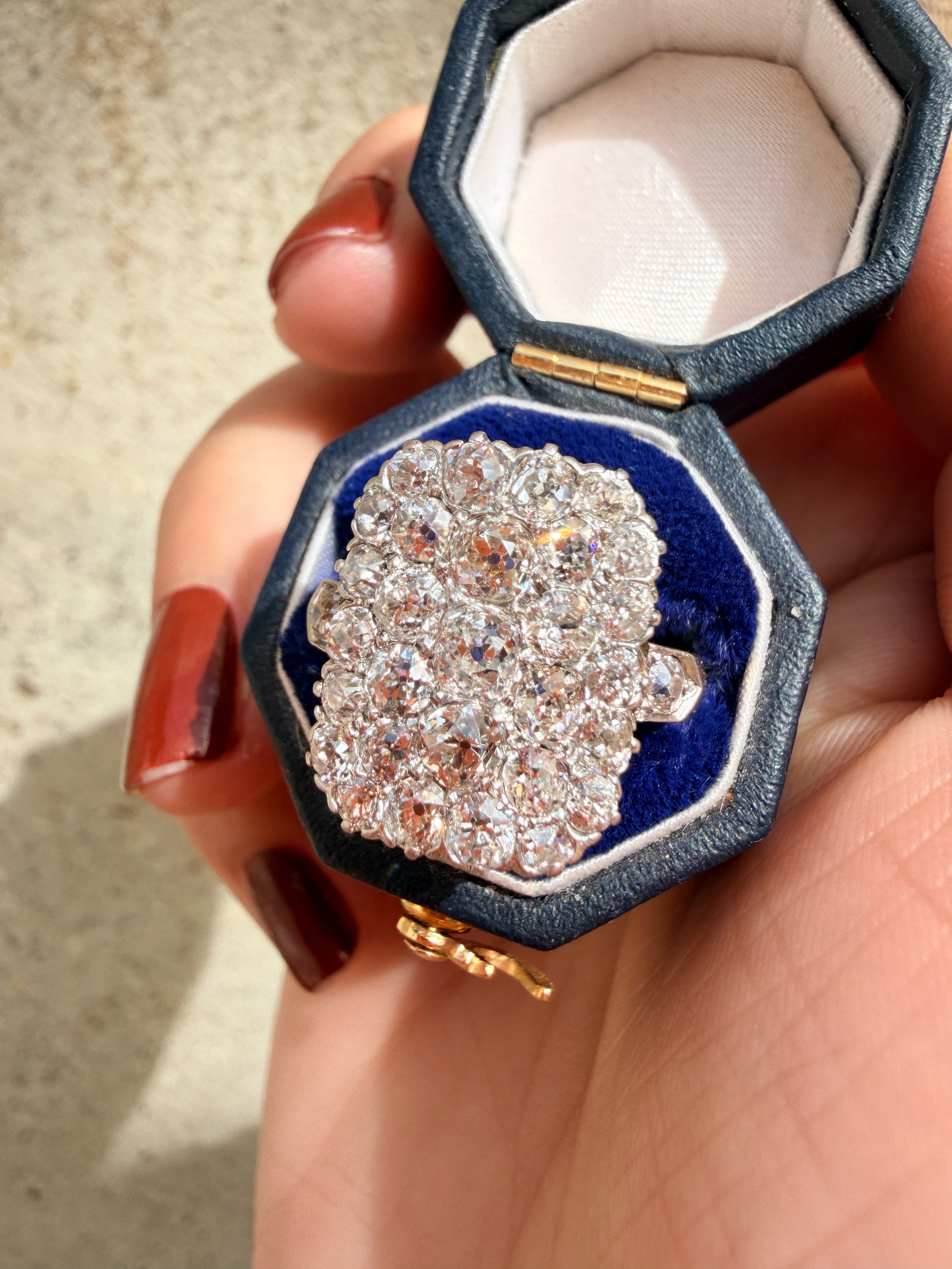 Art Deco 18K gold old mine cut diamond ring