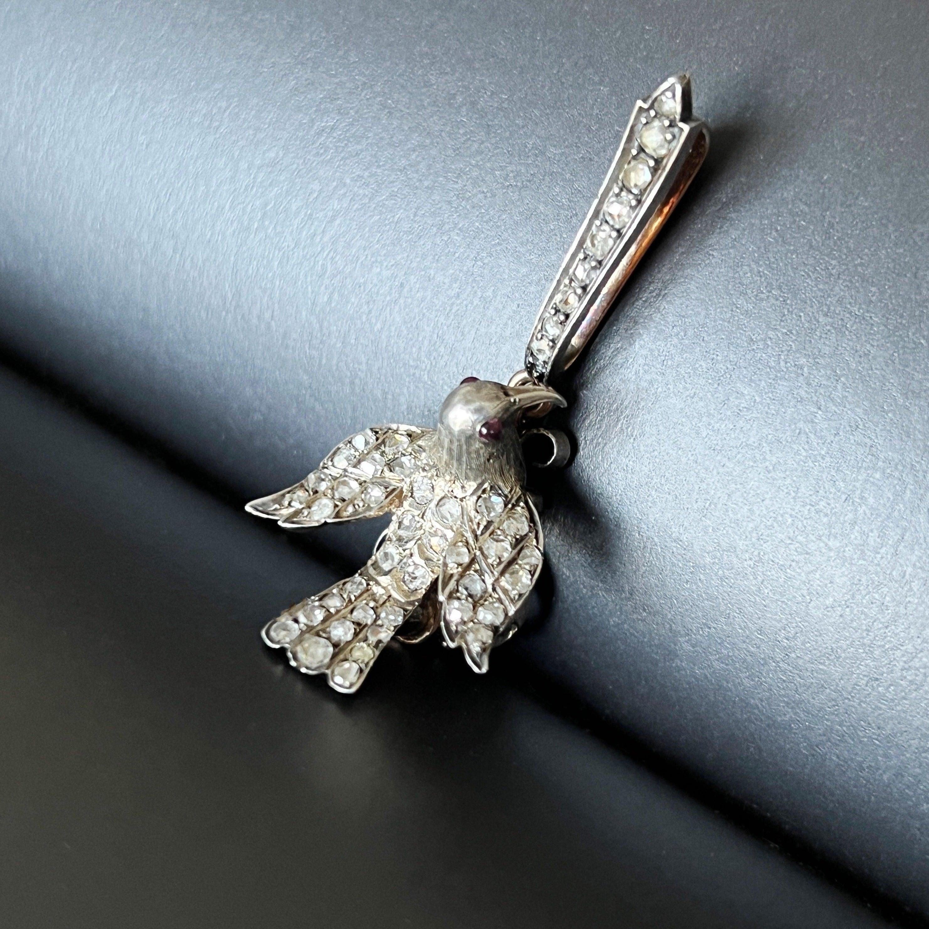 Victorian era 18K gold trembling diamond bird pendant - Curiously timeless