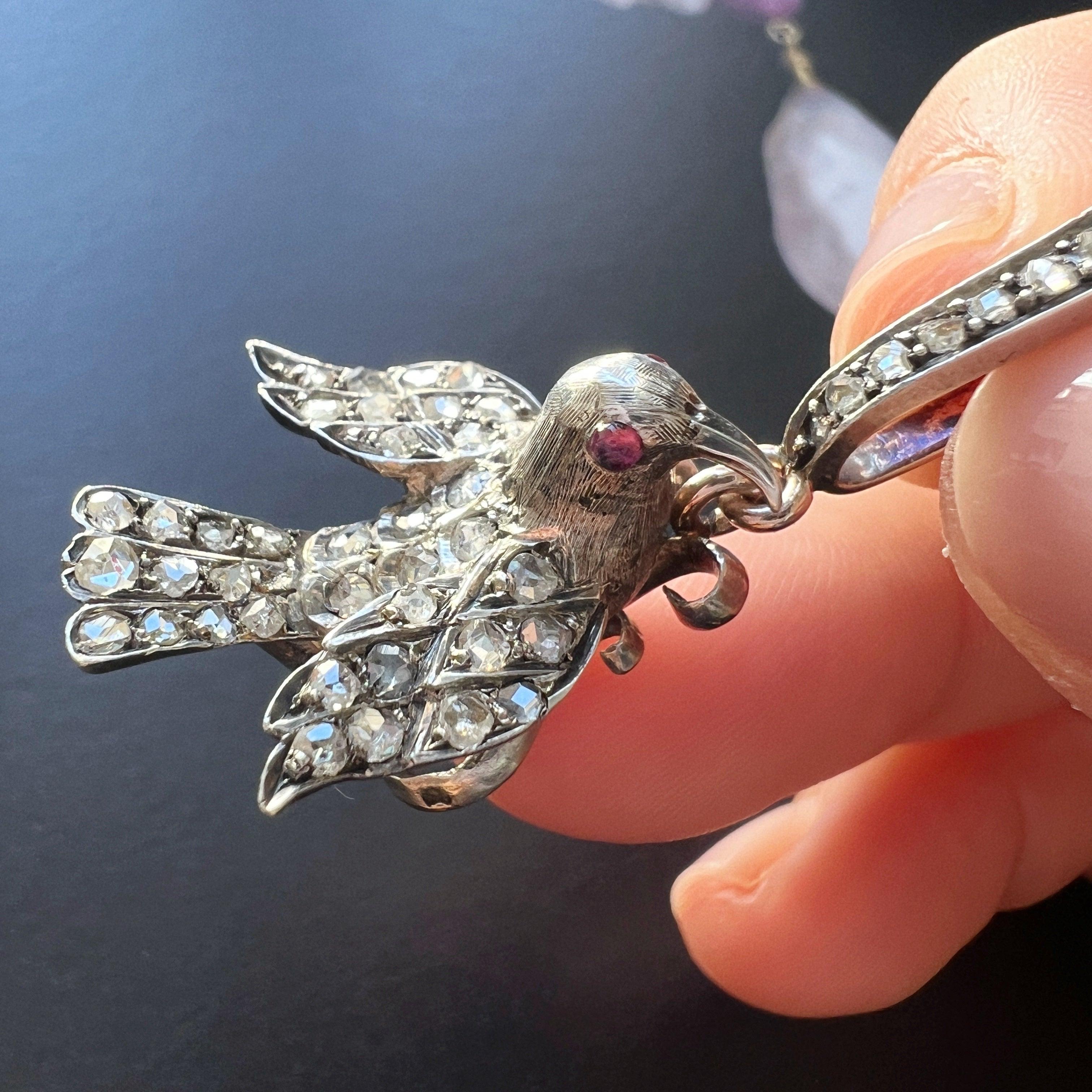 Victorian era 18K gold trembling diamond bird pendant - Curiously timeless