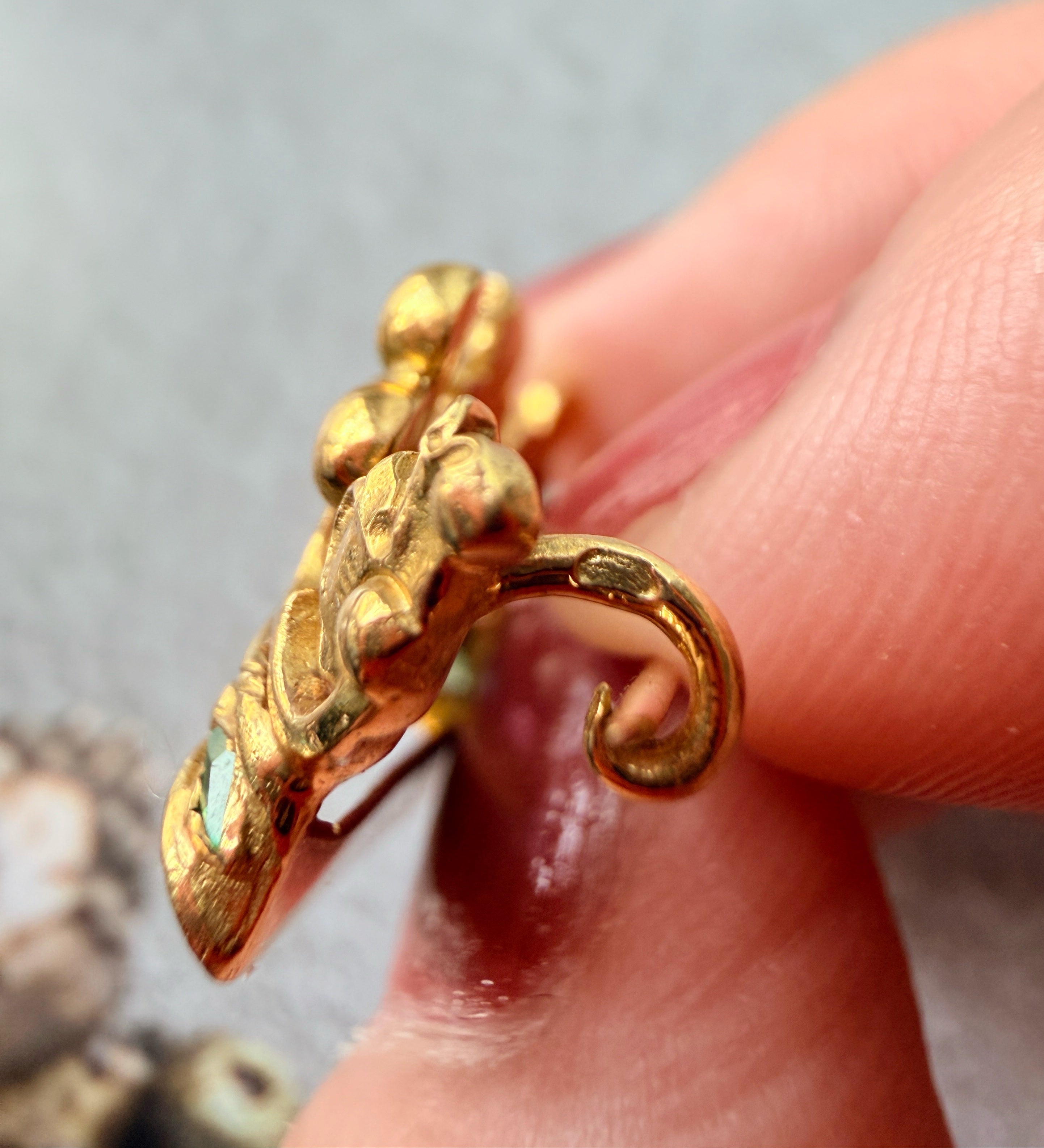 French work Victorian era 18K gold marquise crown brooch