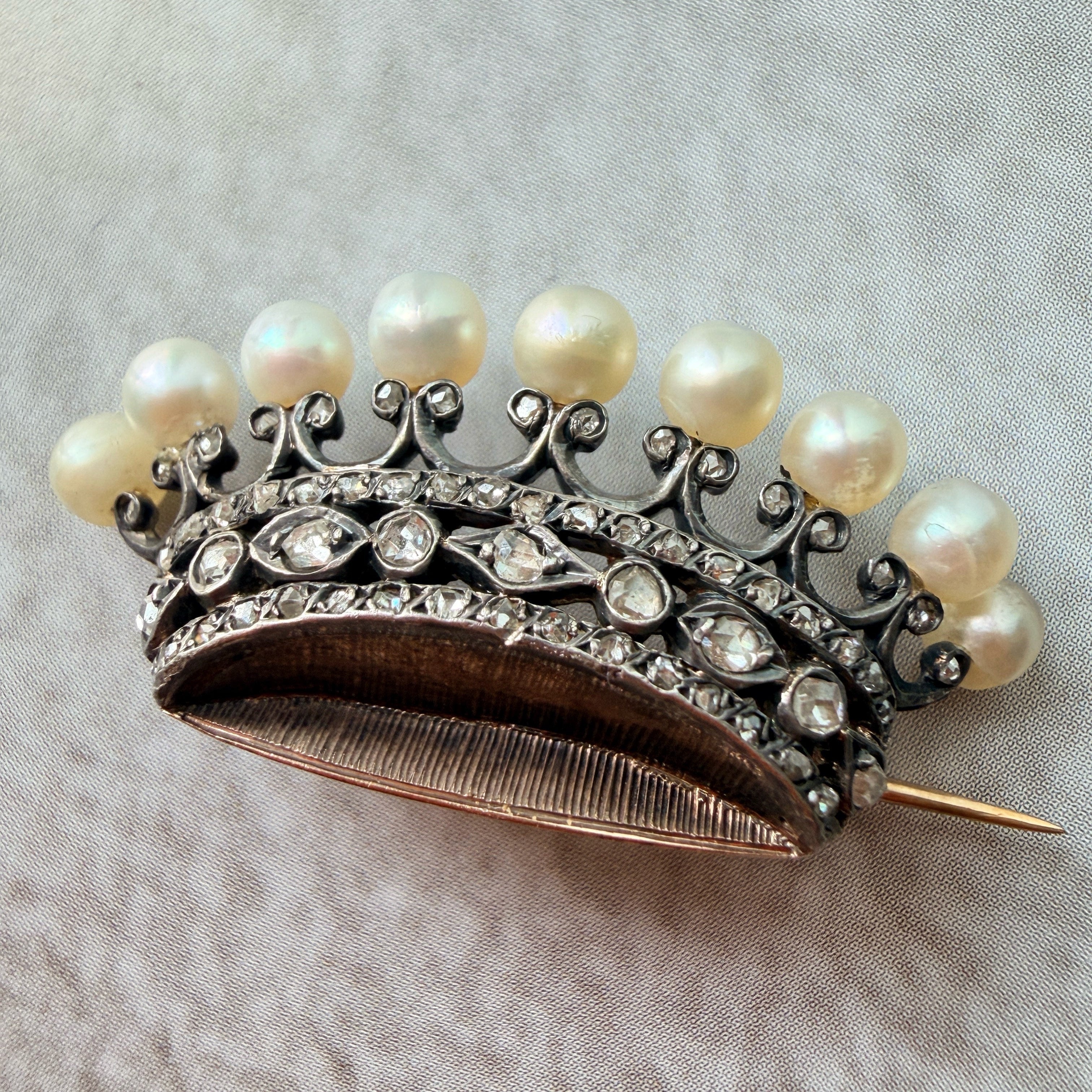 French antique 18K gold natural pearl count’s crown brooch
