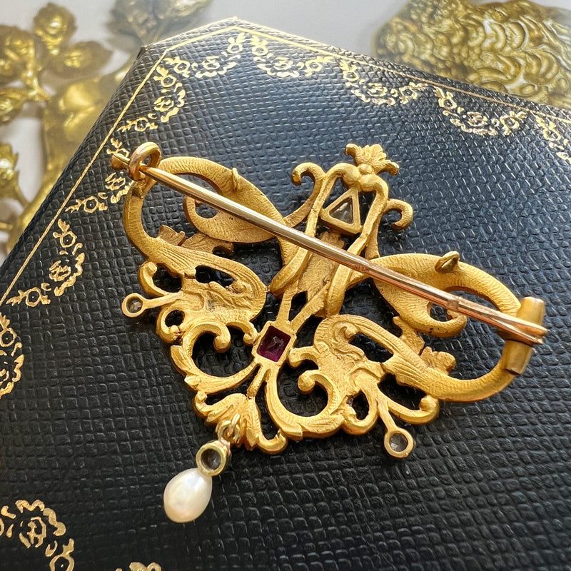 18K gold double chimera Art Nouveau pendant brooch