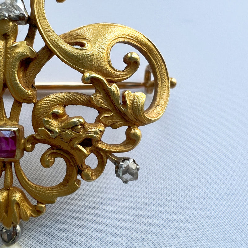 18K gold double chimera Art Nouveau pendant brooch