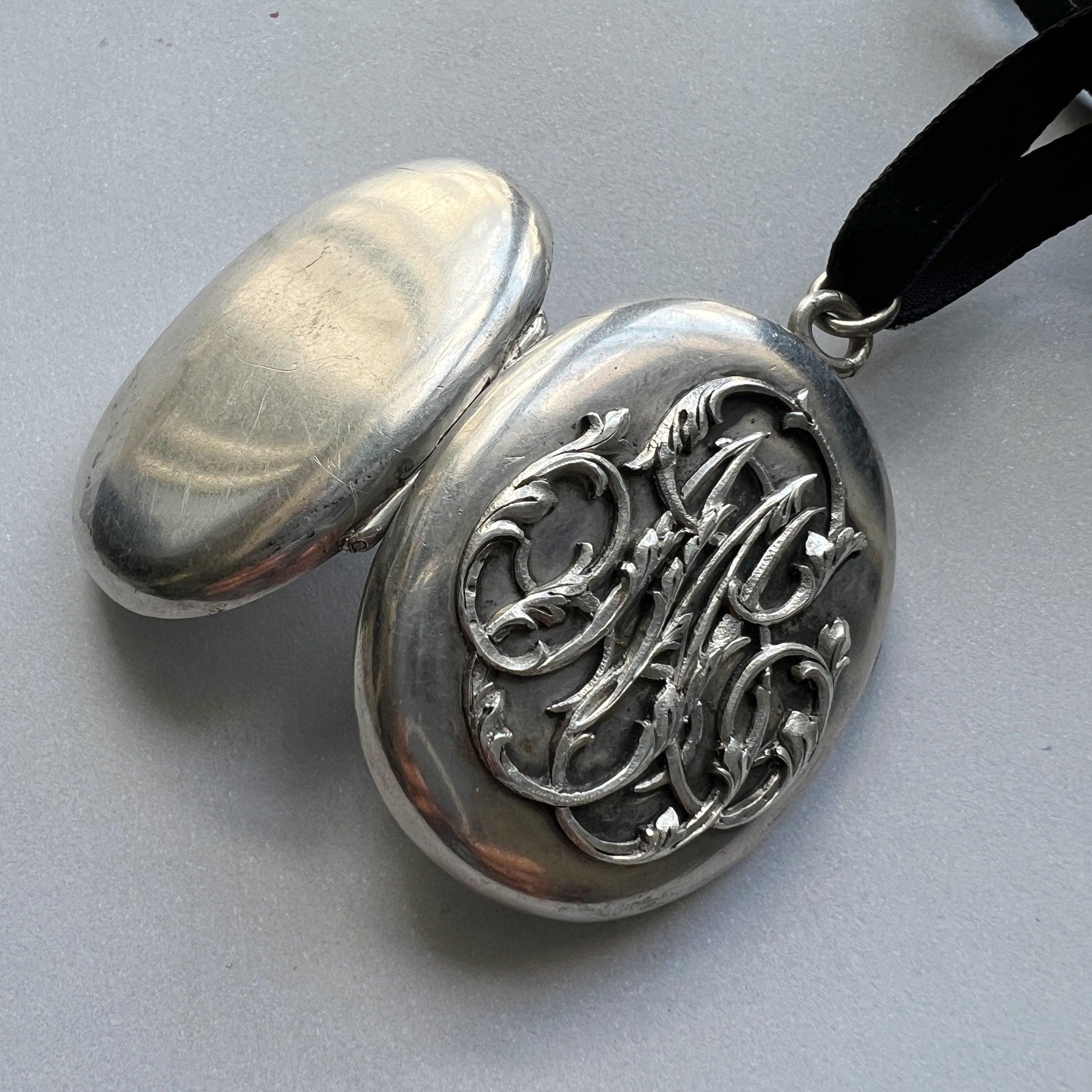 Large antique silver photo locket with “M” letter monogram - Curiously timeless