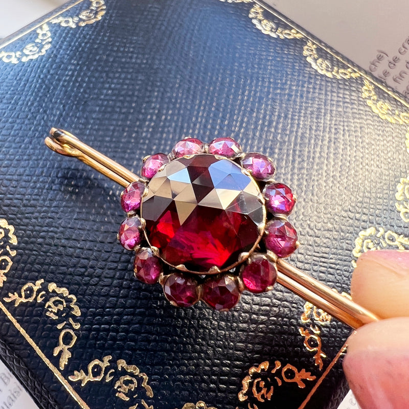 Red garnet from France