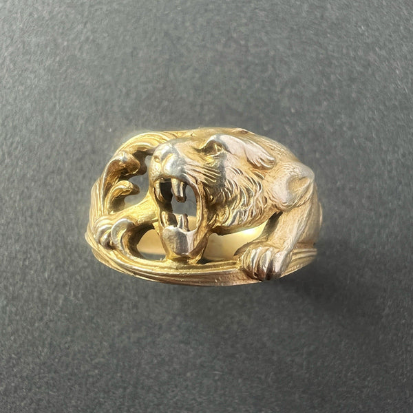 Art Nouveau era silver tiger band ring - Curiously timeless