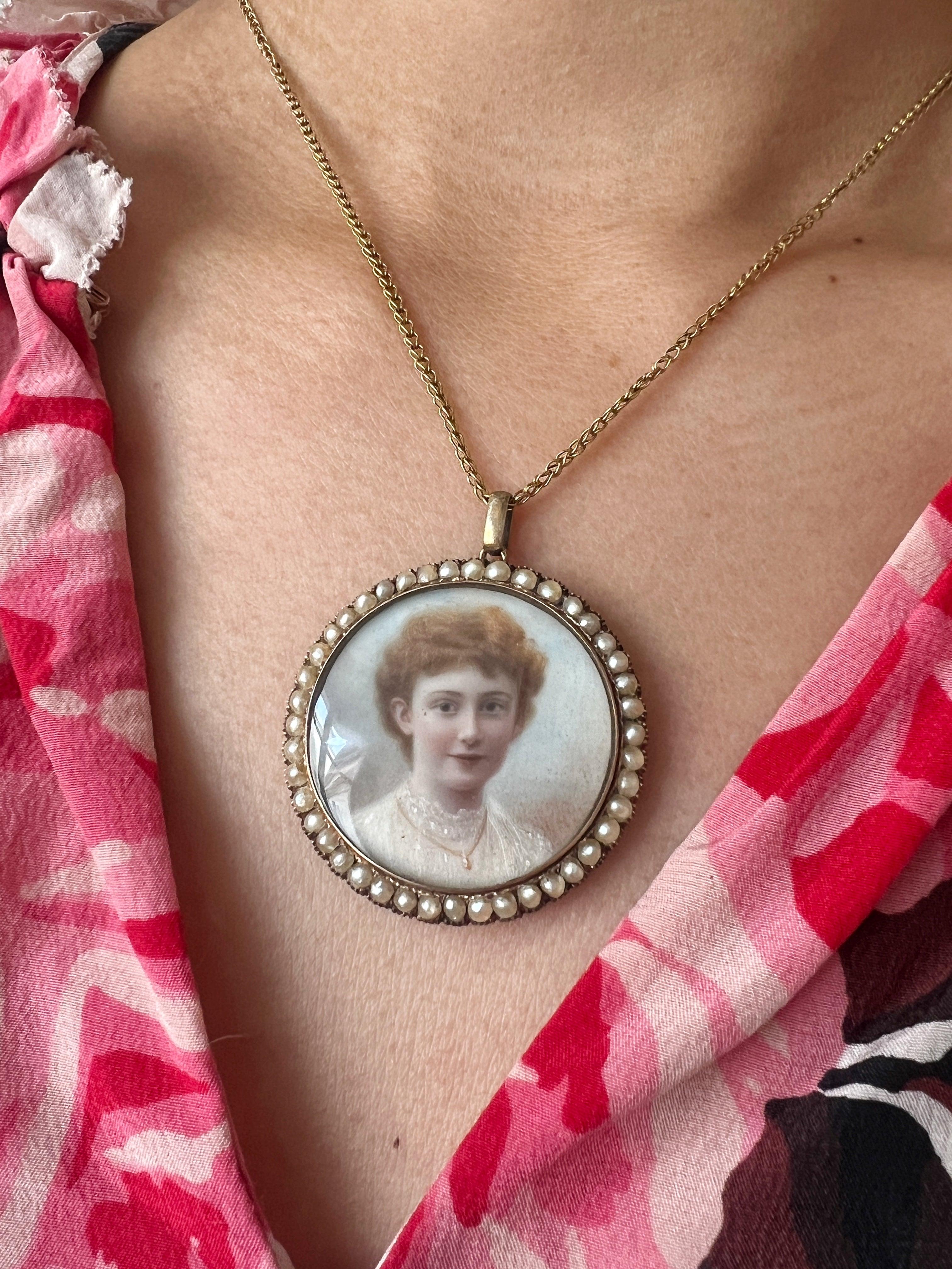 Boxed Victorian era gold pearl miniature portrait pendant - Curiously timeless