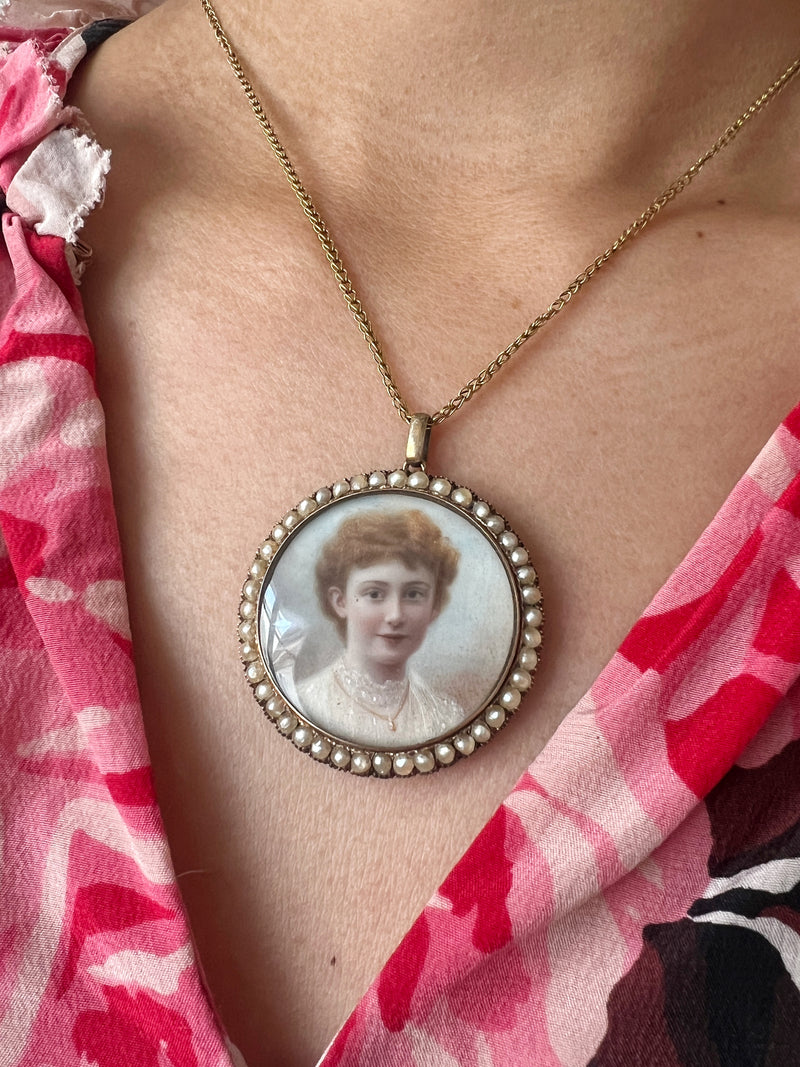 Boxed Victorian era gold pearl miniature portrait pendant