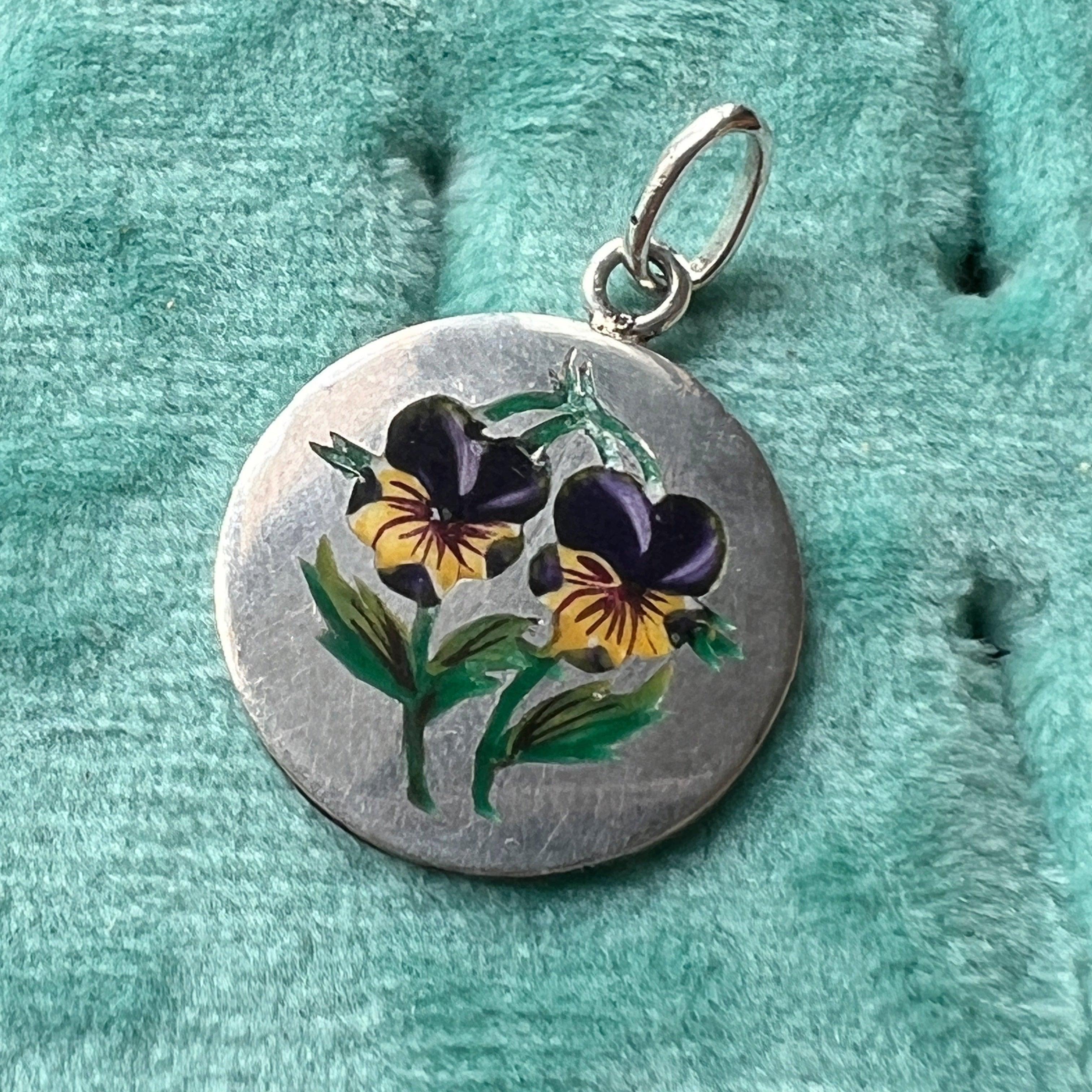 Victorian silver double pansy flowers pendant - Curiously timeless