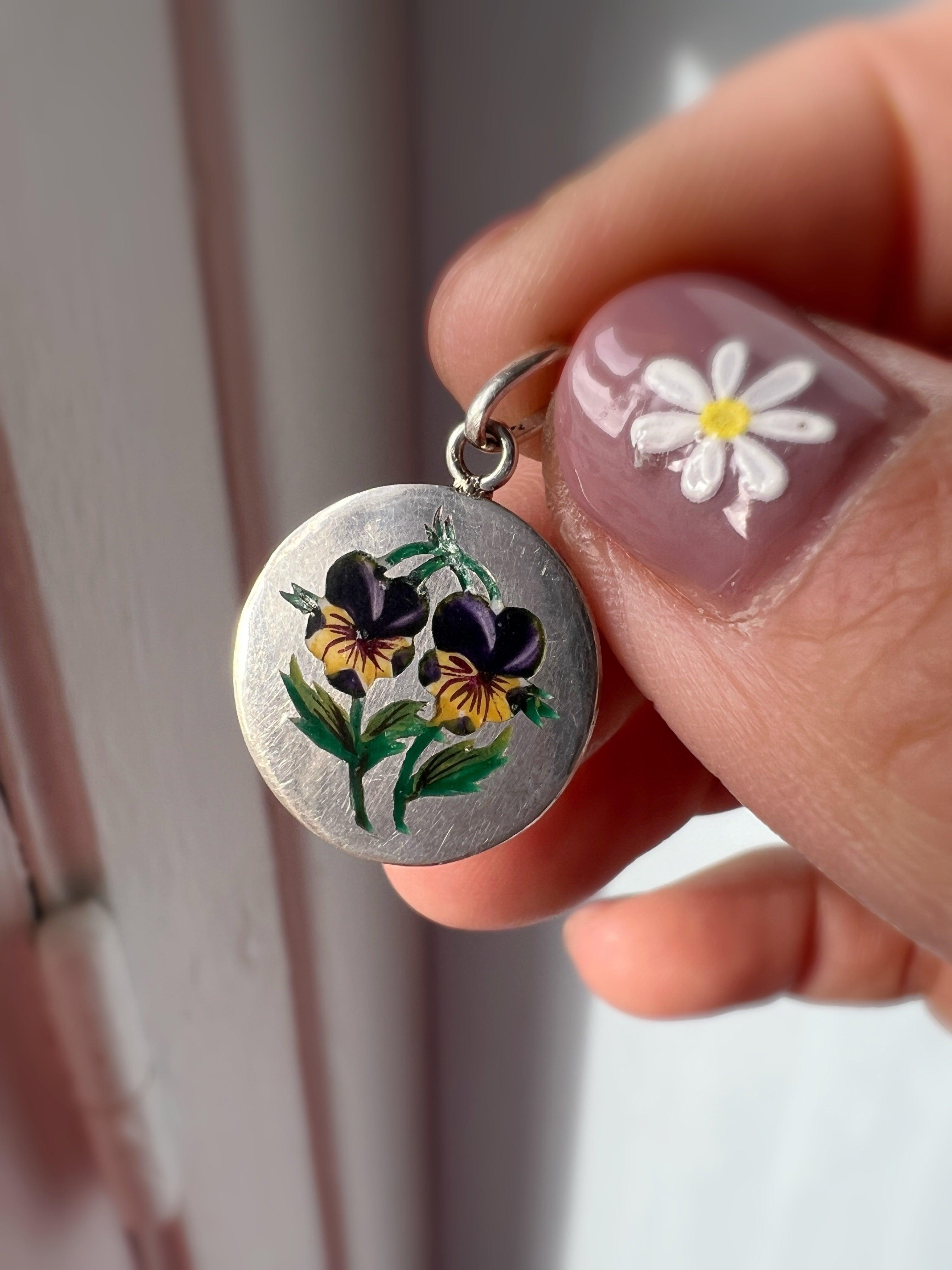 Victorian silver double pansy flowers pendant - Curiously timeless