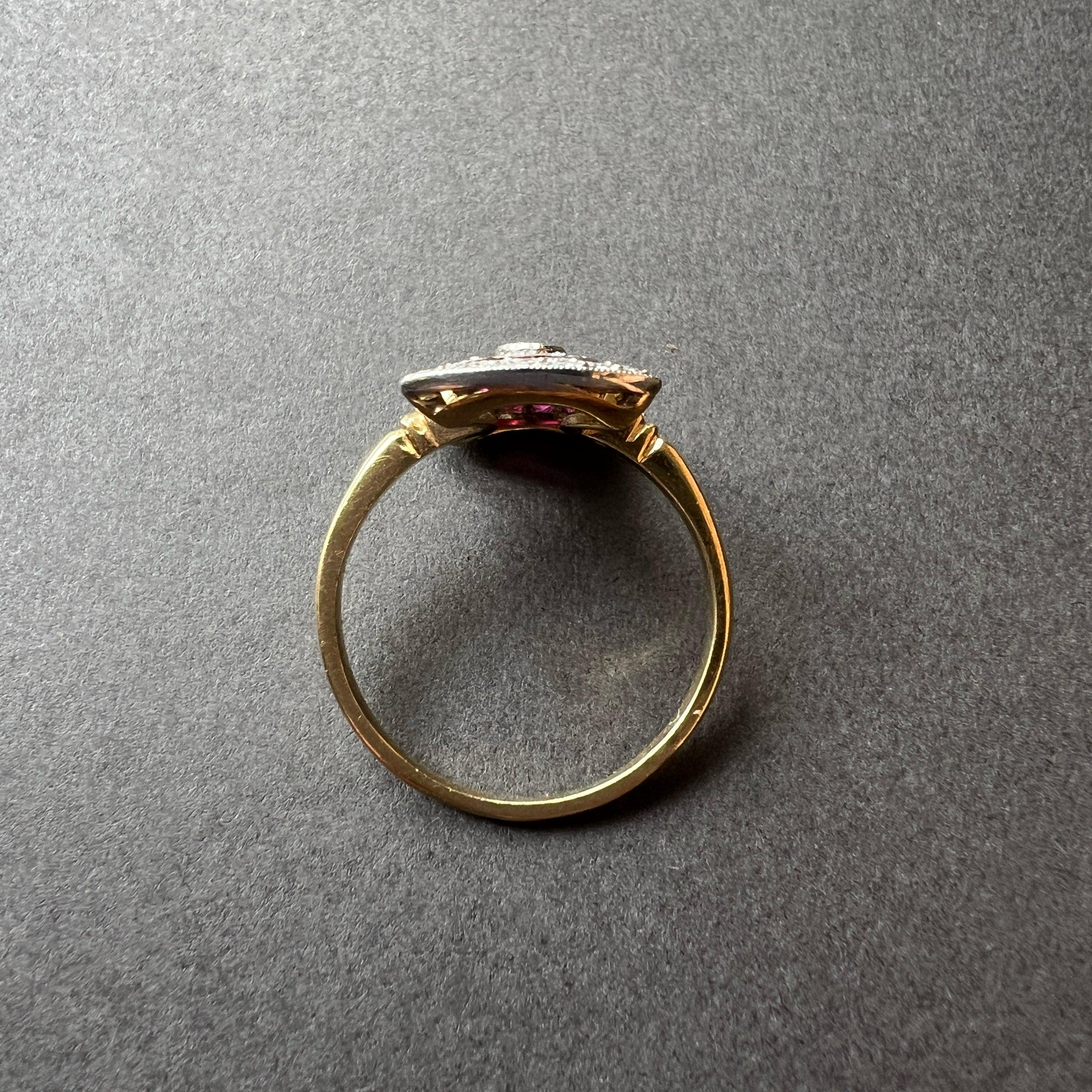 Art Deco 18K gold platinum ruby diamond ring - Curiously timeless