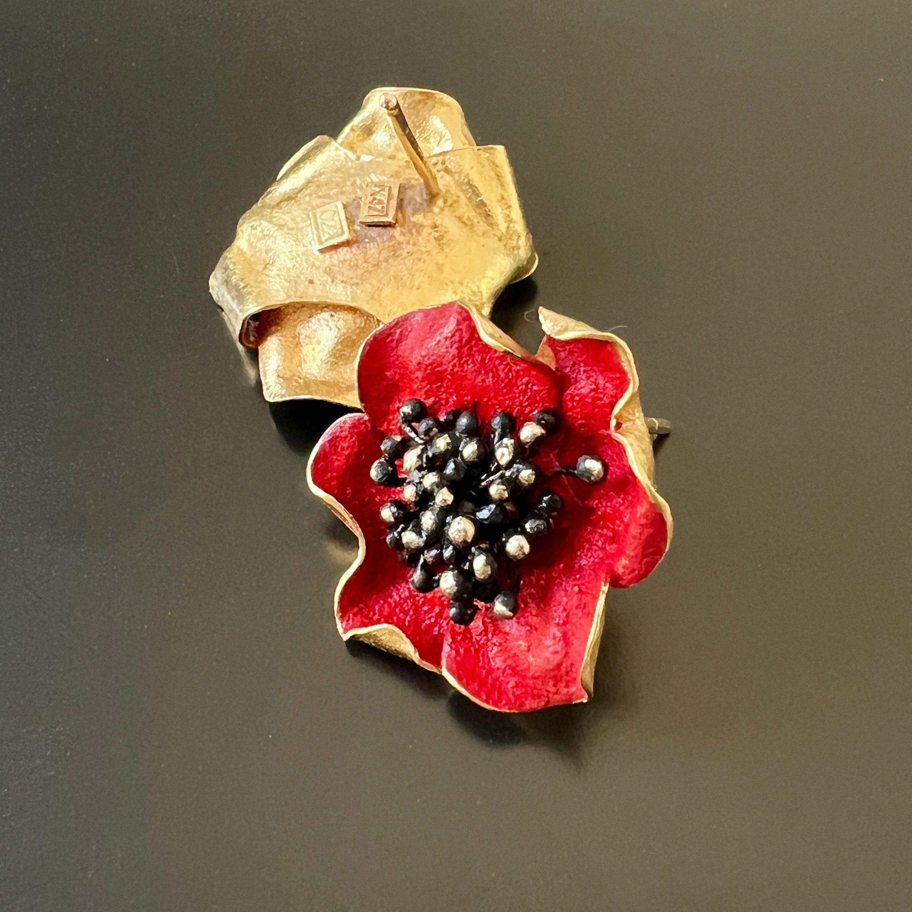 Vintage 18K gold red enamel poppy flower earrings - Curiously timeless