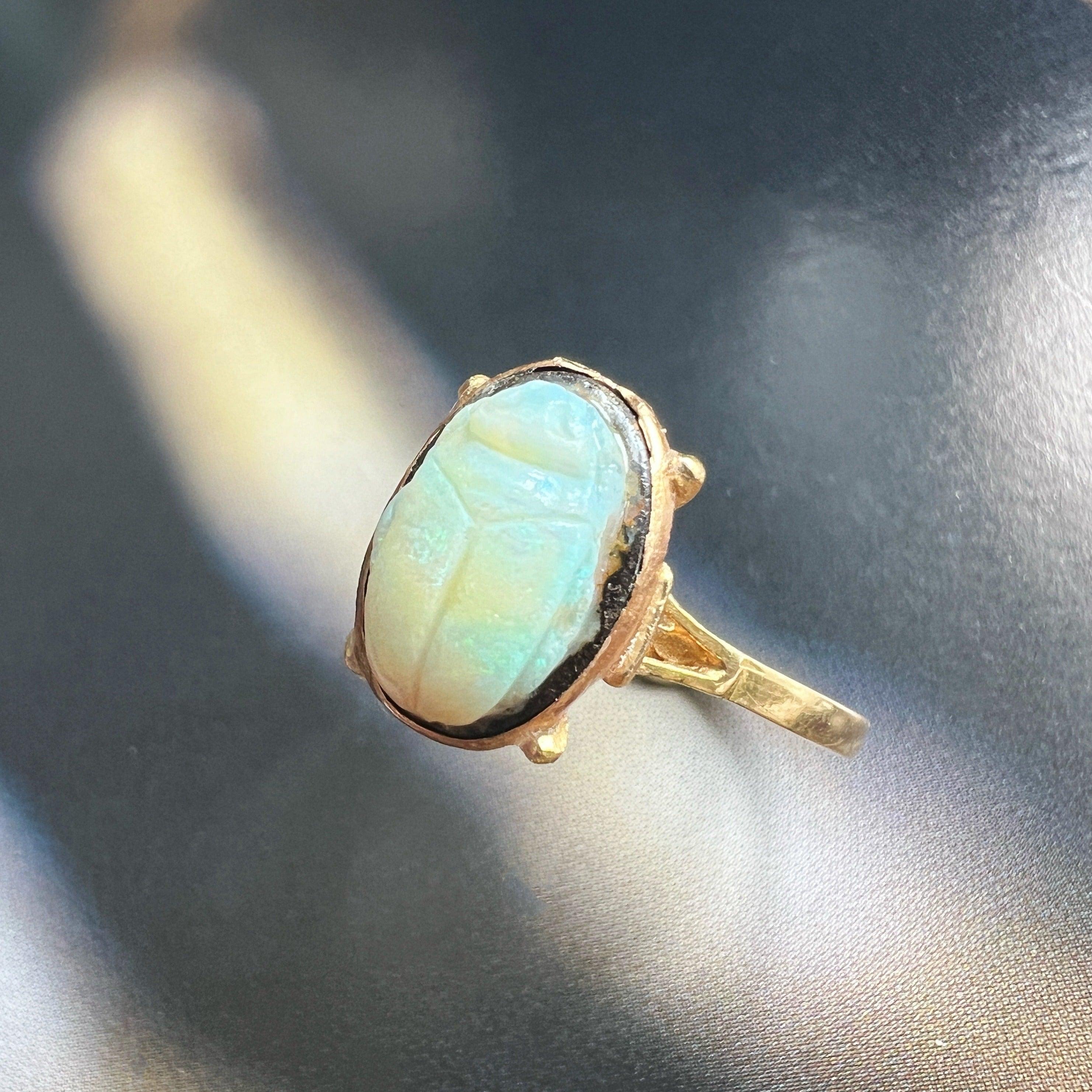 Victorian era 18K gold opal scarab ring - Curiously timeless