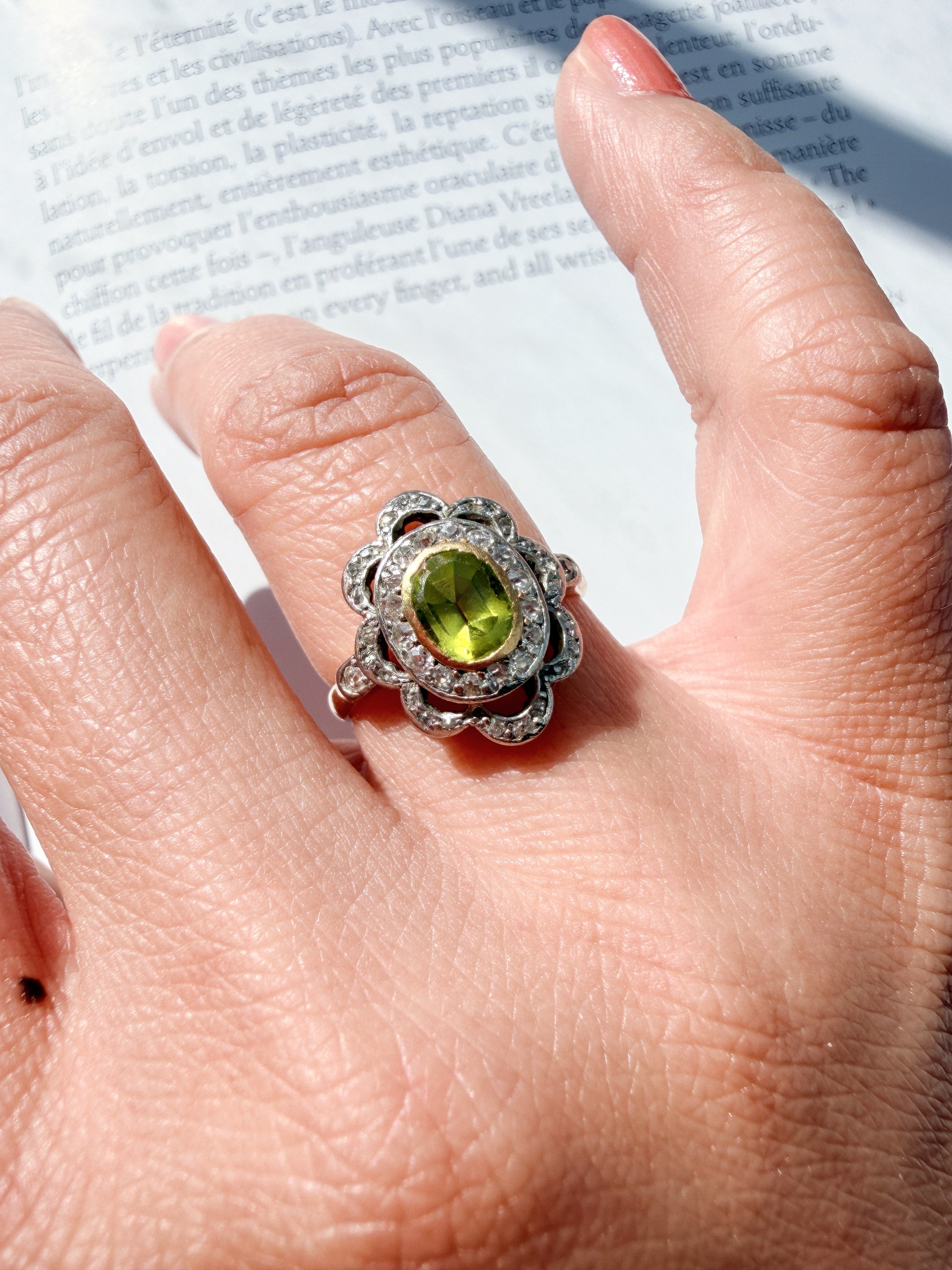 French antique 18K gold peridot diamond ring