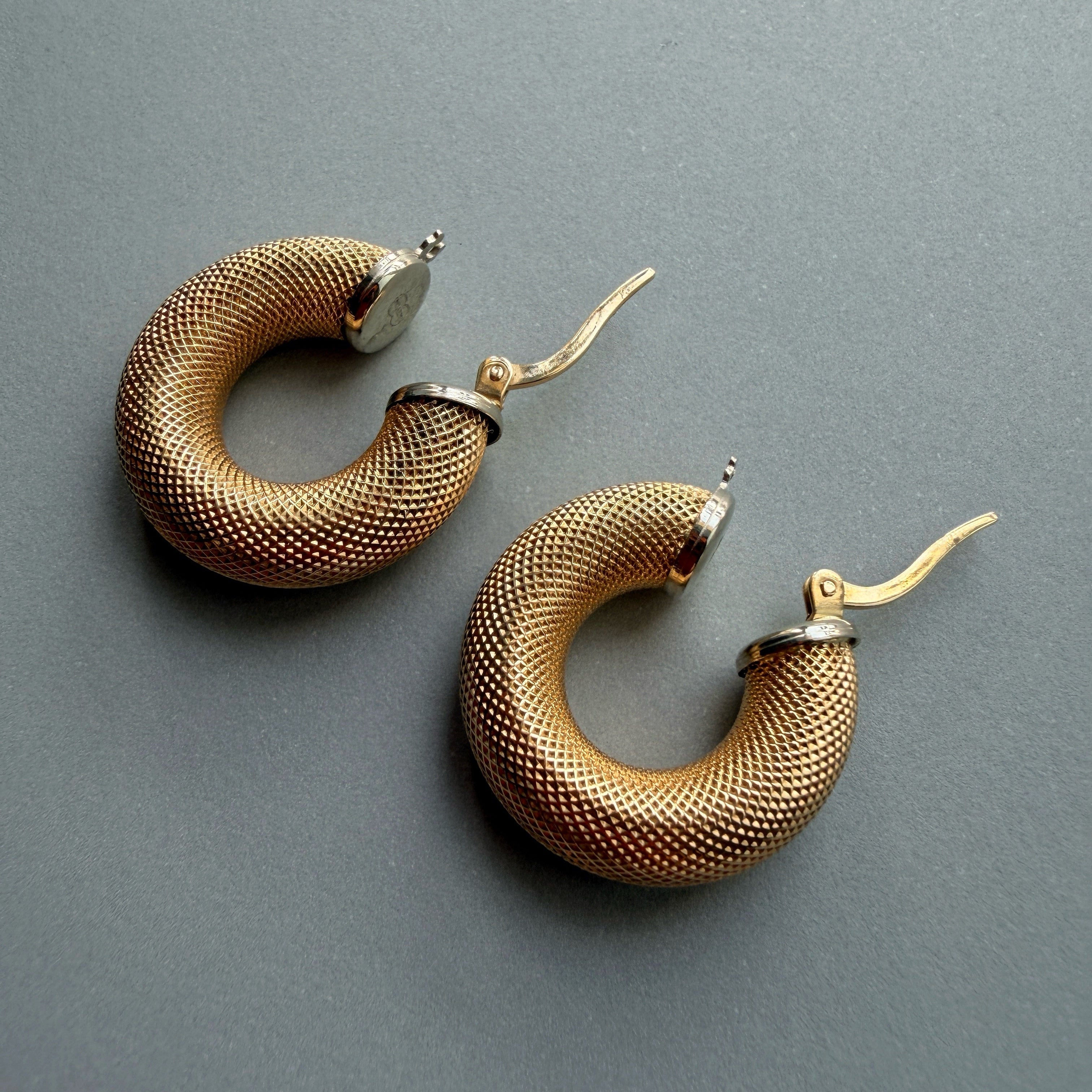 Vintage 18K woven gold hoop earrings