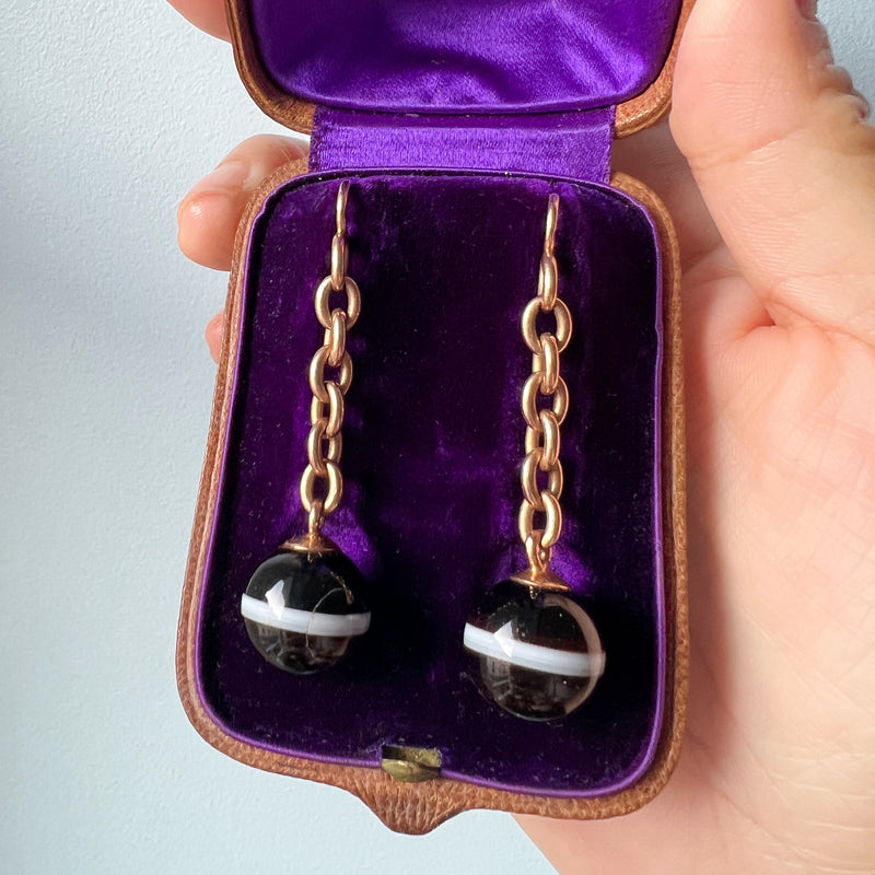 Boxed Victorian era 18K gold banded agate drop earrings