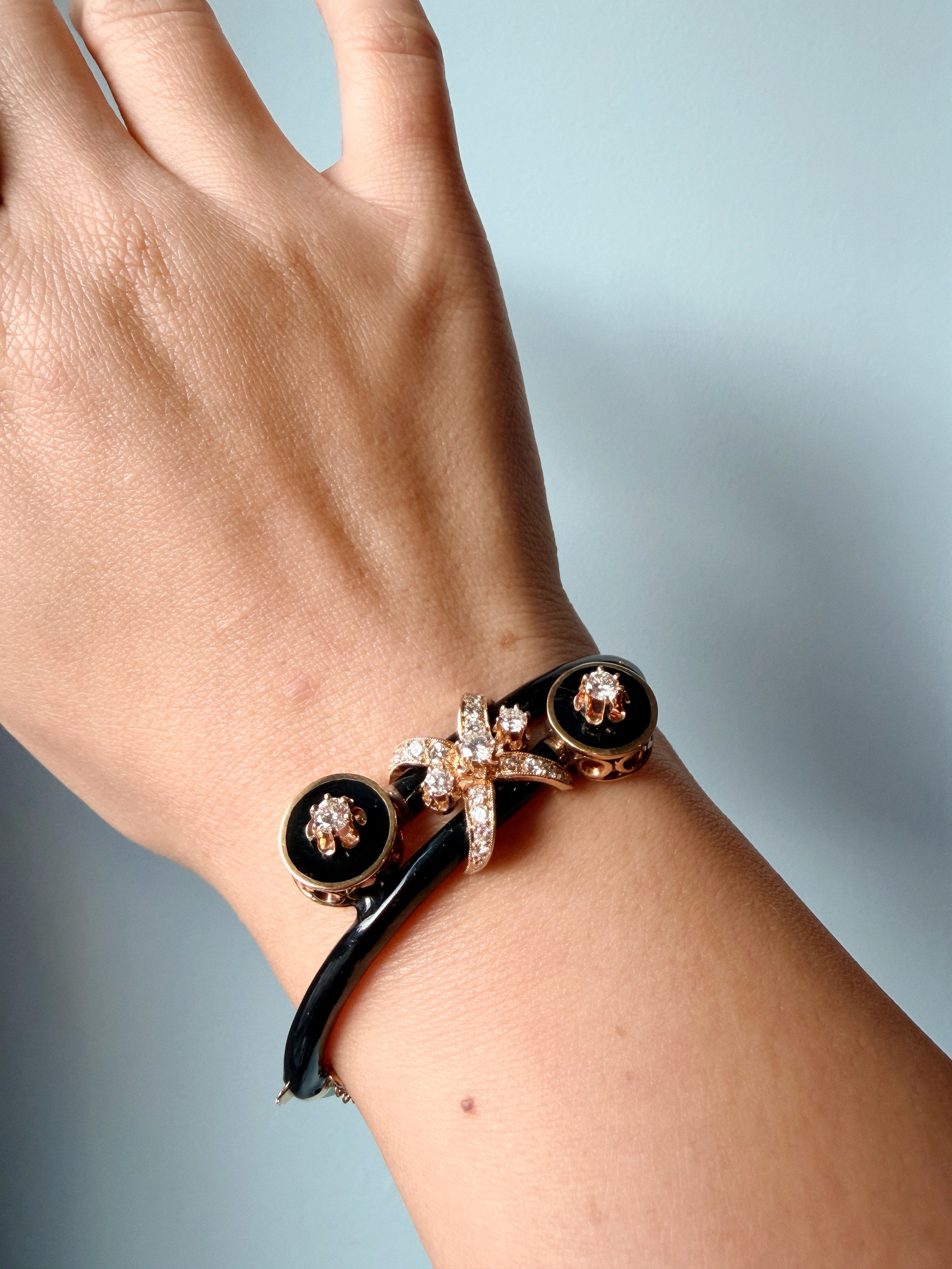 Vintage 14K Yellow Gold Black Enamel Diamond Bow Bangle Bracelet
