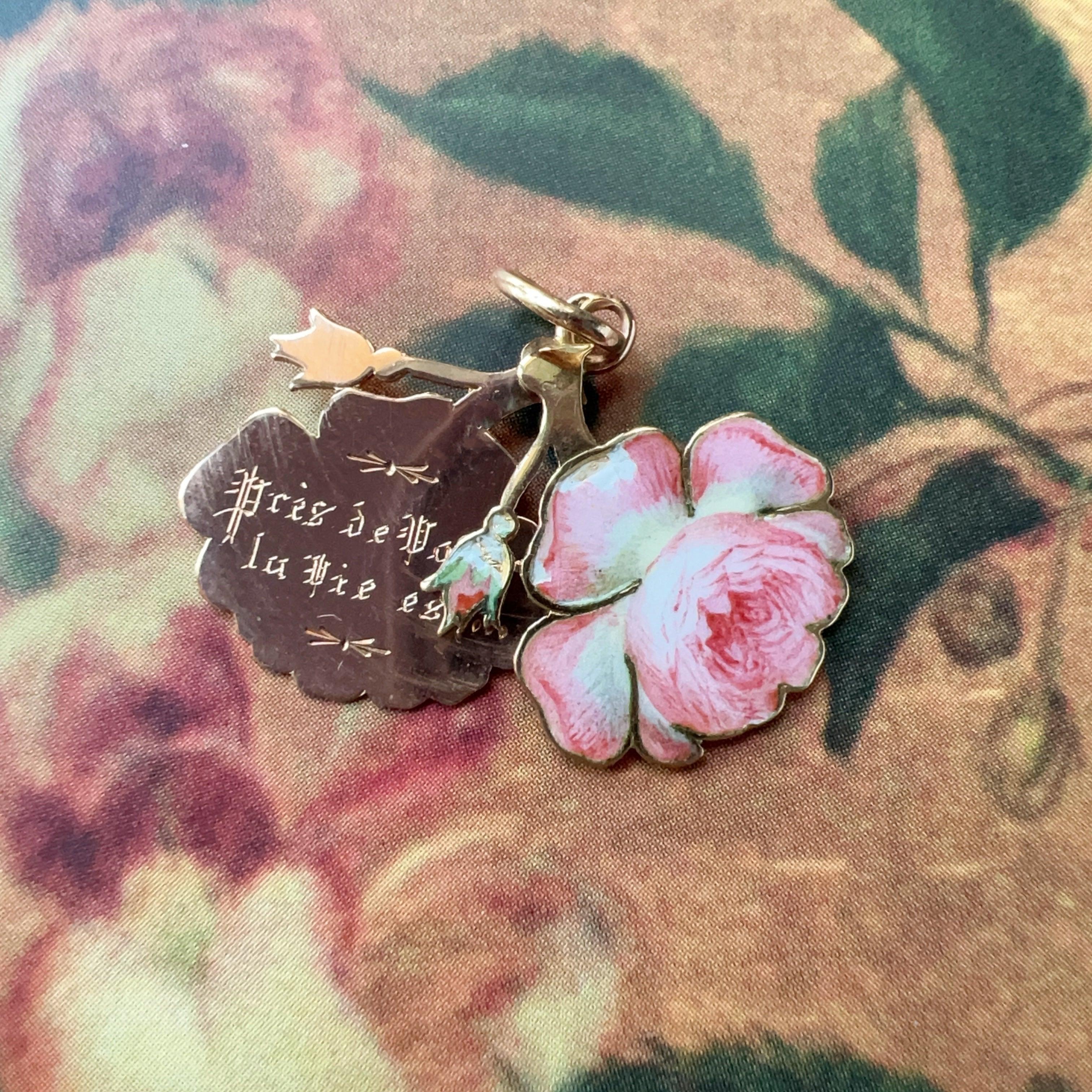 Antique 18K Rose pendant with hidden message “Close to you, life is in bloom” - Curiously timeless